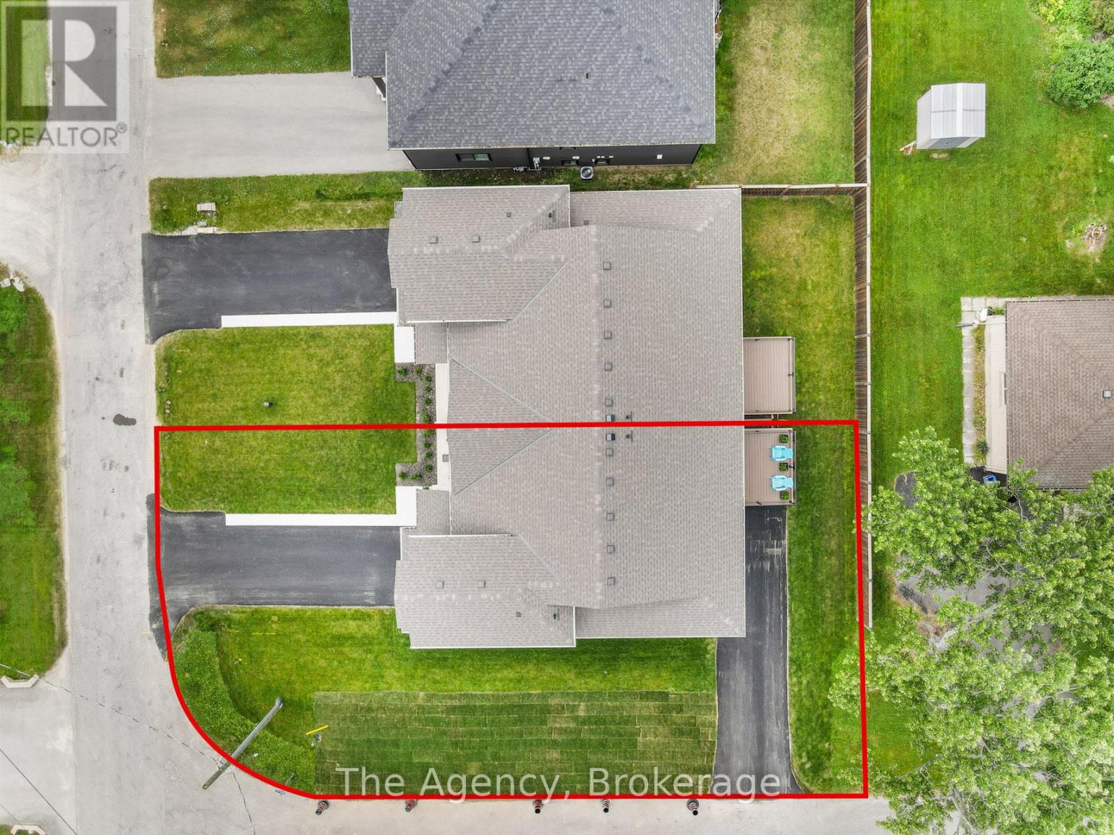 40 Topham Boulevard, Welland, Ontario  L3C 3G2 - Photo 47 - X12308264