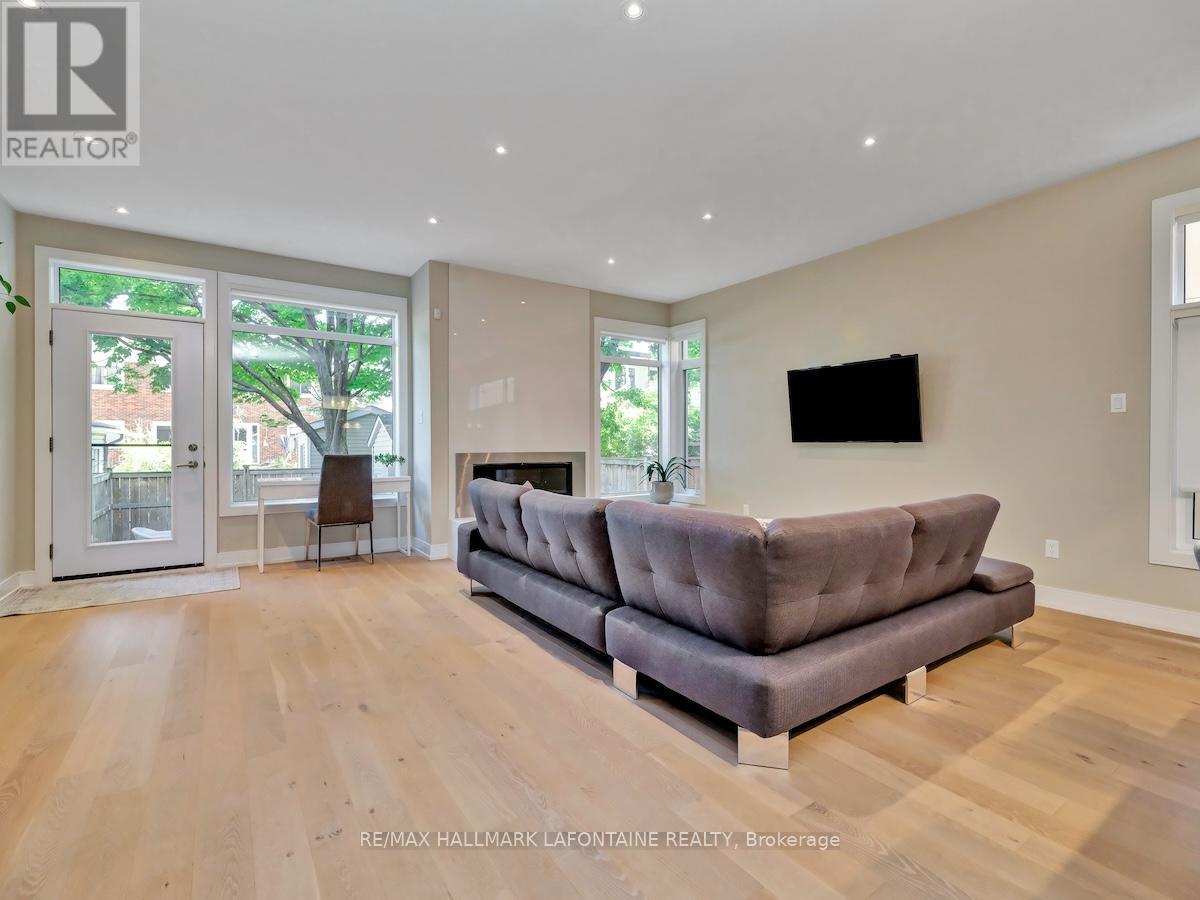 233 Carleton Avenue N, Ottawa, Ontario  K1Y 0J5 - Photo 6 - X12307686