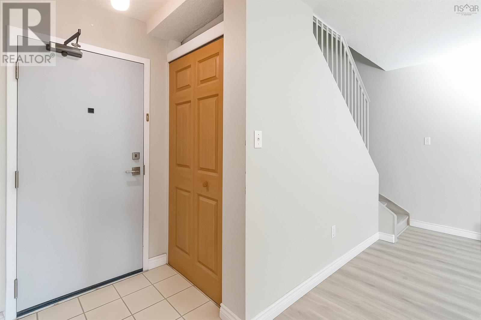 303 15 Knightsridge Drive, Halifax, Nova Scotia  B3M 3S9 - Photo 5 - 202518806