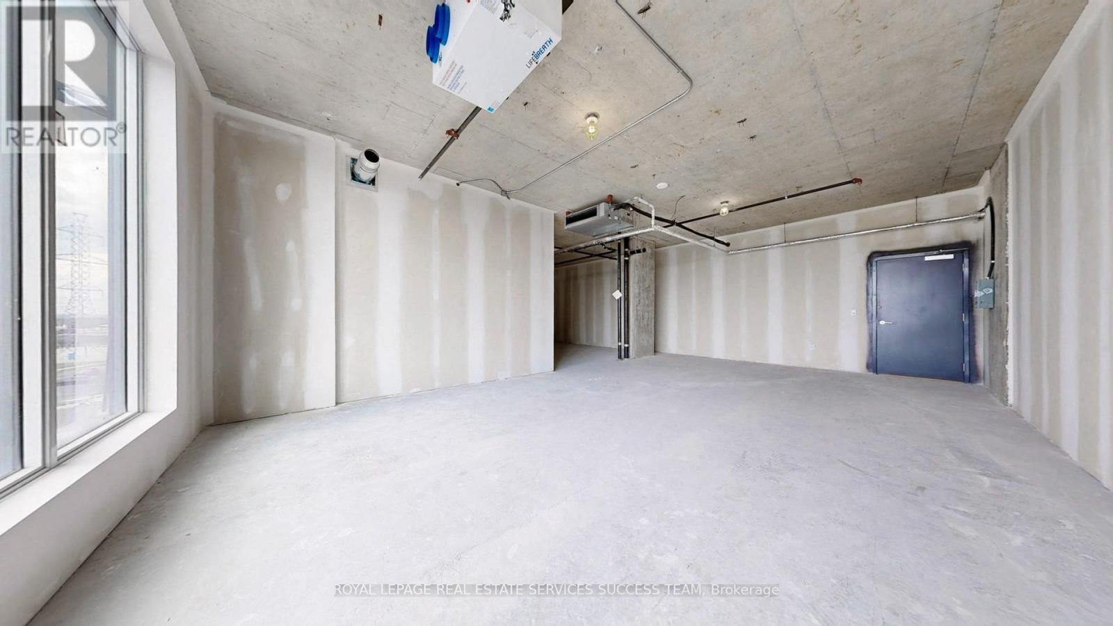 301 - 600 Dixon Road, Toronto, Ontario  M9W 1J1 - Photo 13 - W12308150