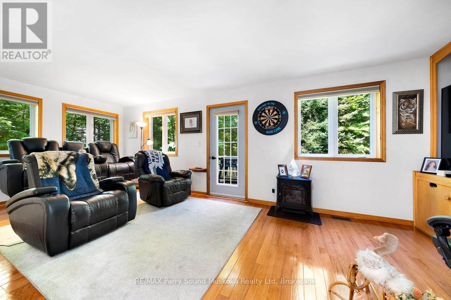 113 Bayview Drive, Carling, Ontario  P0G 1G0 - Photo 24 - X12308314
