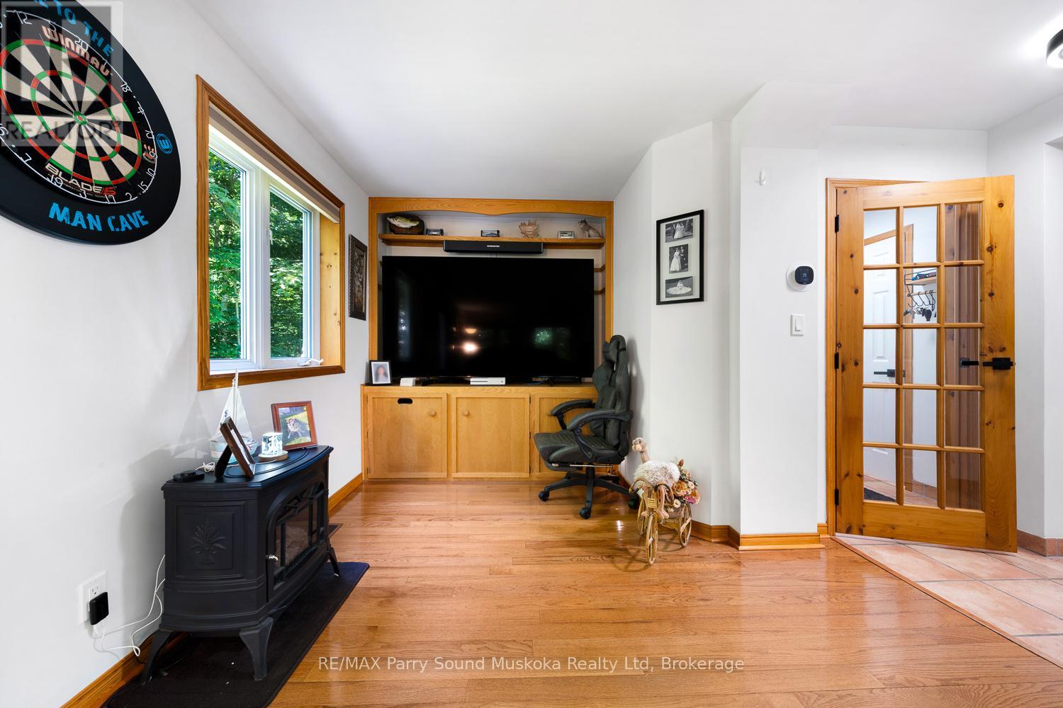 113 Bayview Drive, Carling, Ontario  P0G 1G0 - Photo 25 - X12308314