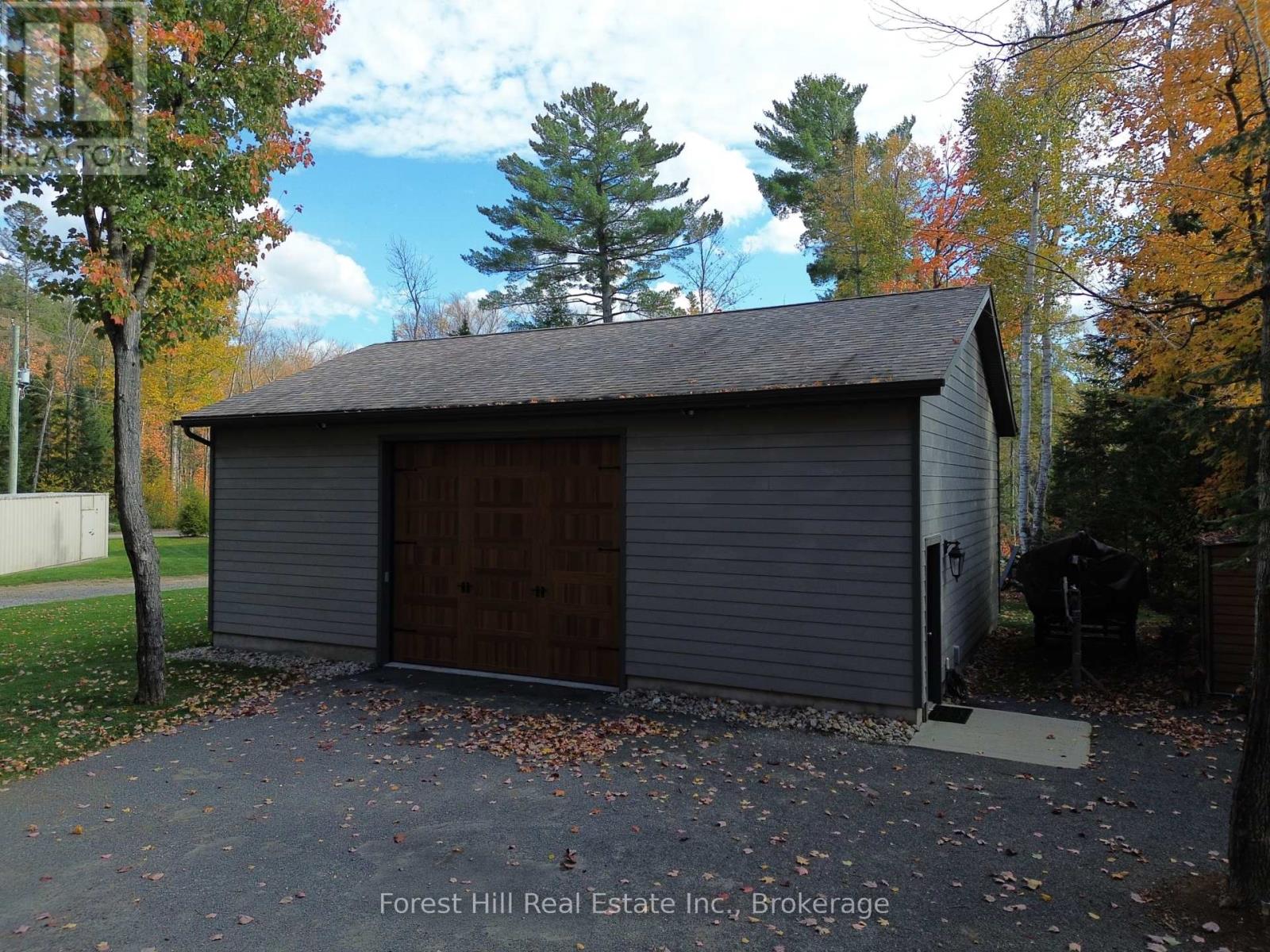142 Himbury Lane, Kearney, Ontario  P0A 1M0 - Photo 9 - X12308320