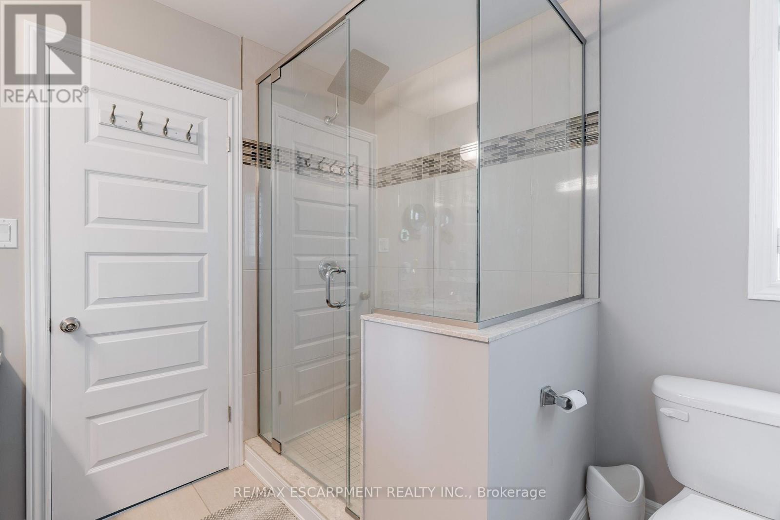 13 Biggar Crescent, Grimsby, Ontario  L3M 0E5 - Photo 25 - X12308191