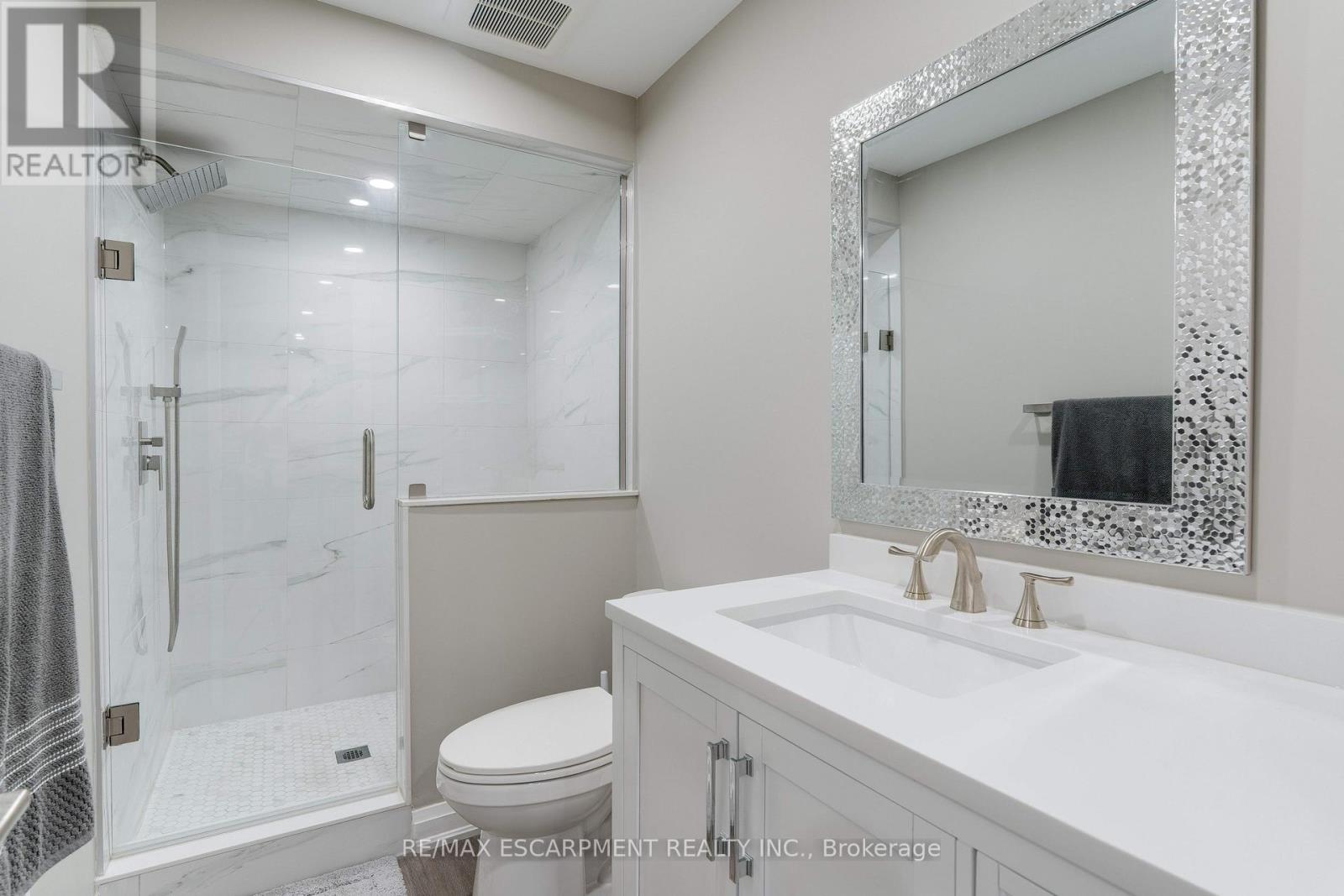13 Biggar Crescent, Grimsby, Ontario  L3M 0E5 - Photo 35 - X12308191