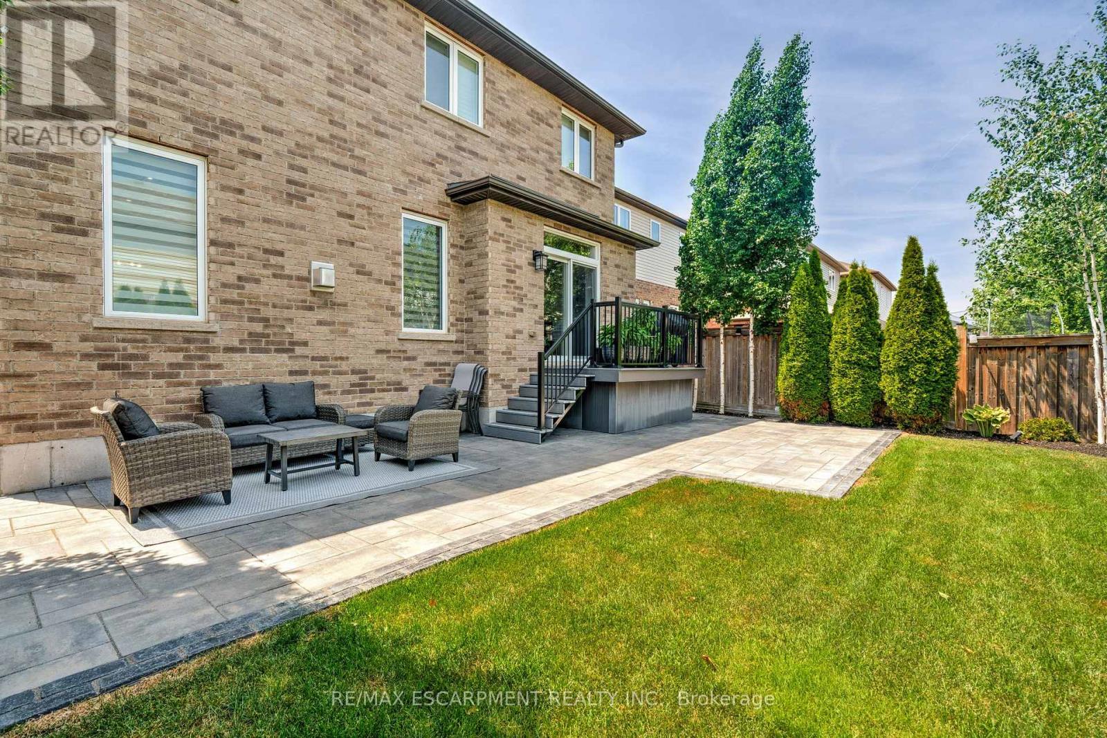13 Biggar Crescent, Grimsby, Ontario  L3M 0E5 - Photo 38 - X12308191