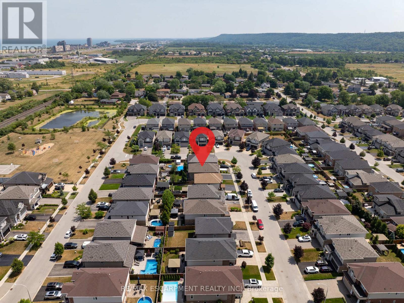 13 Biggar Crescent, Grimsby, Ontario  L3M 0E5 - Photo 47 - X12308191