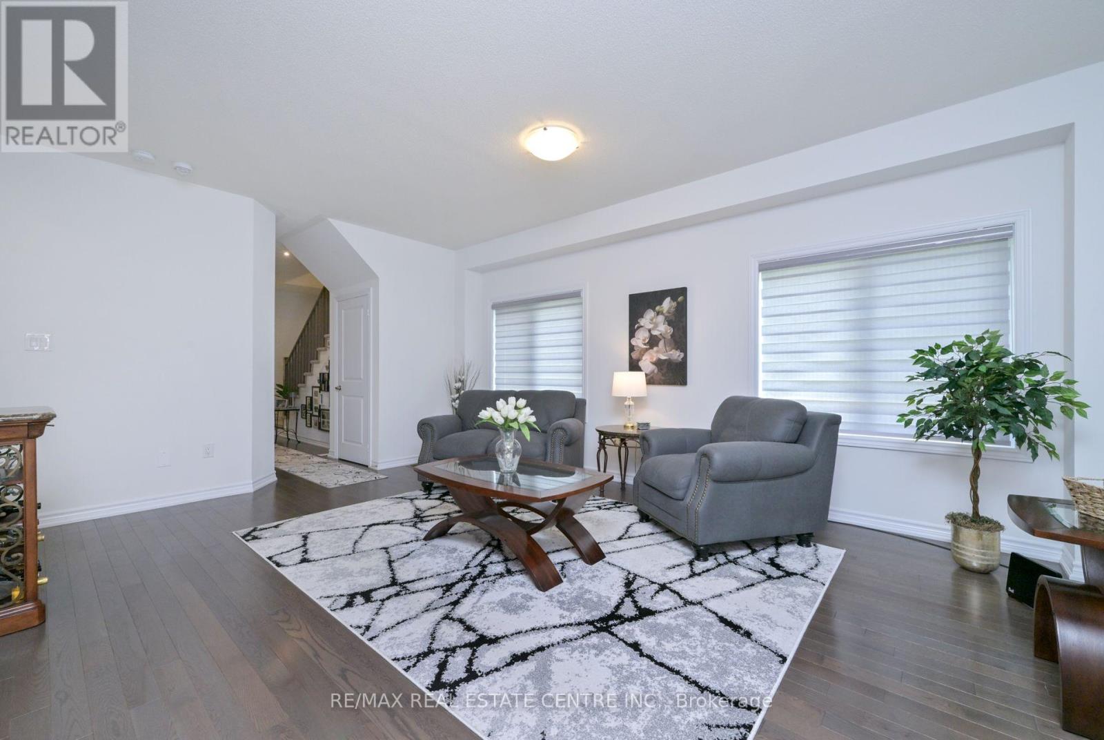 166 Seeley Avenue, Southgate, Ontario  N0C 1B0 - Photo 6 - X12308196