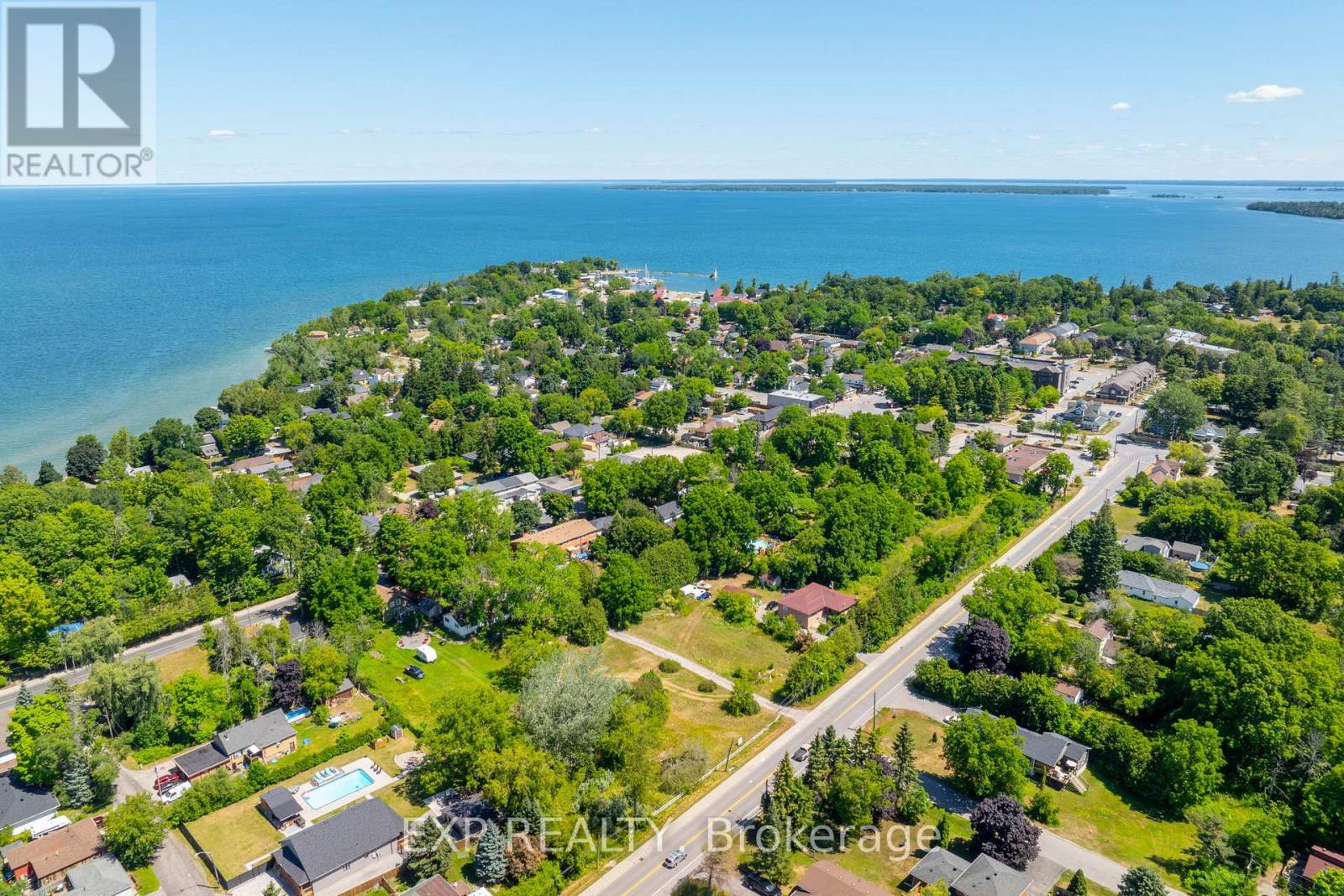 895 Lake Drive E, Georgina, Ontario  L0E 1L0 - Photo 4 - N12304204