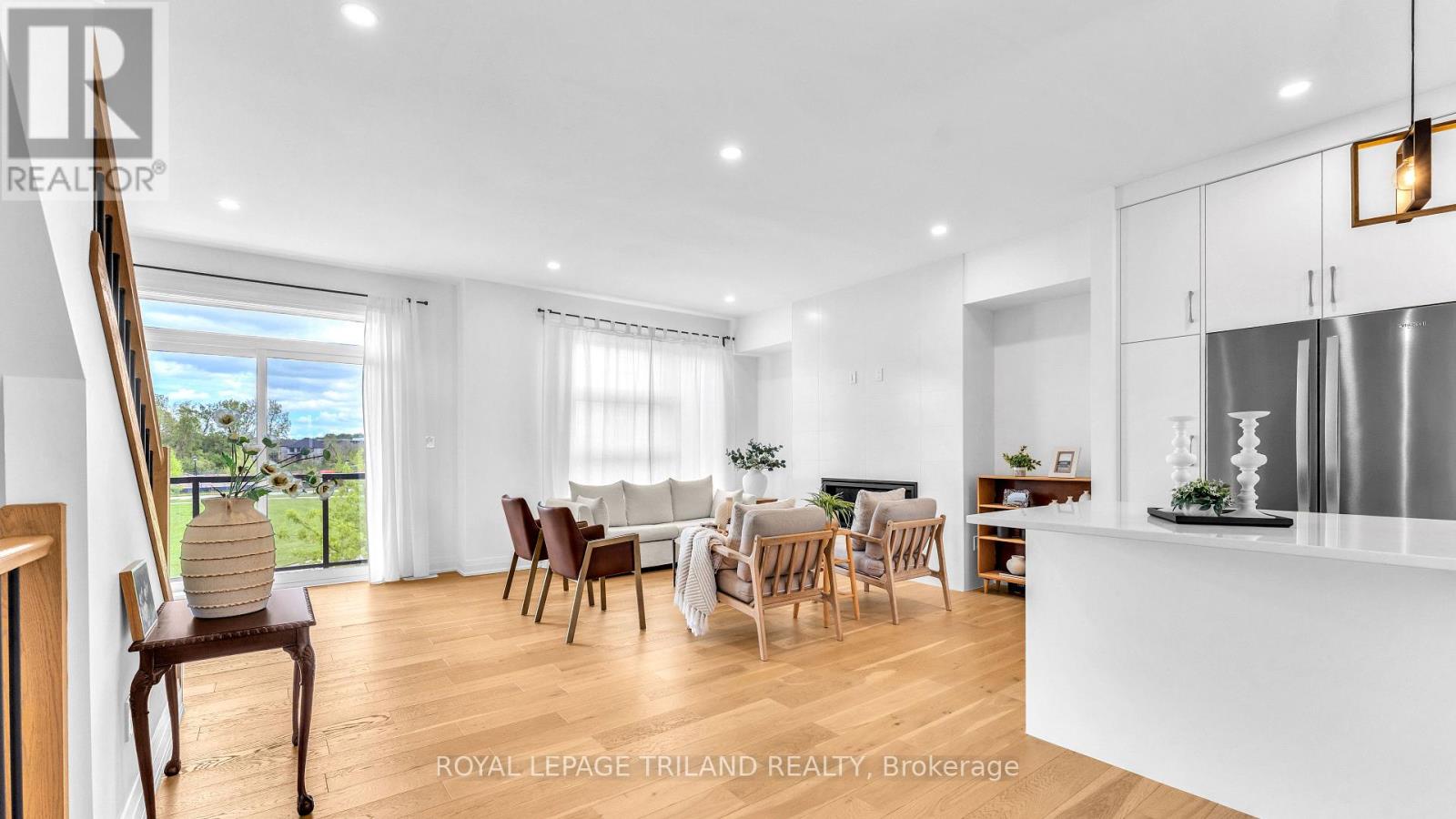 16 - 231 Callaway Road, London North, Ontario N6G 0M3 - Photo 8 - X12308232