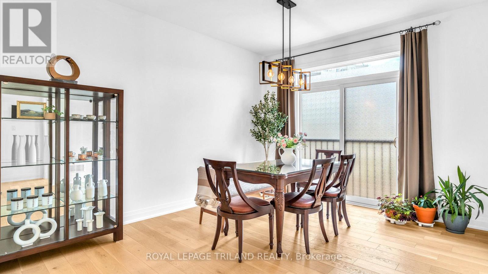 16 - 231 Callaway Road, London North, Ontario N6G 0M3 - Photo 7 - X12308232