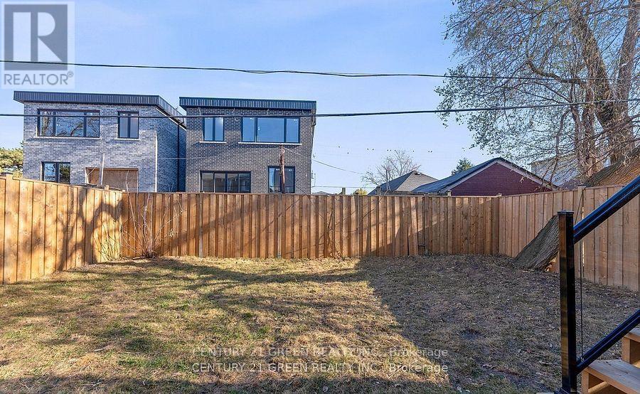 Main & 2nd Floor - 67 Bexhill Avenue, Toronto, Ontario  M1L 3B7 - Photo 35 - E12303666