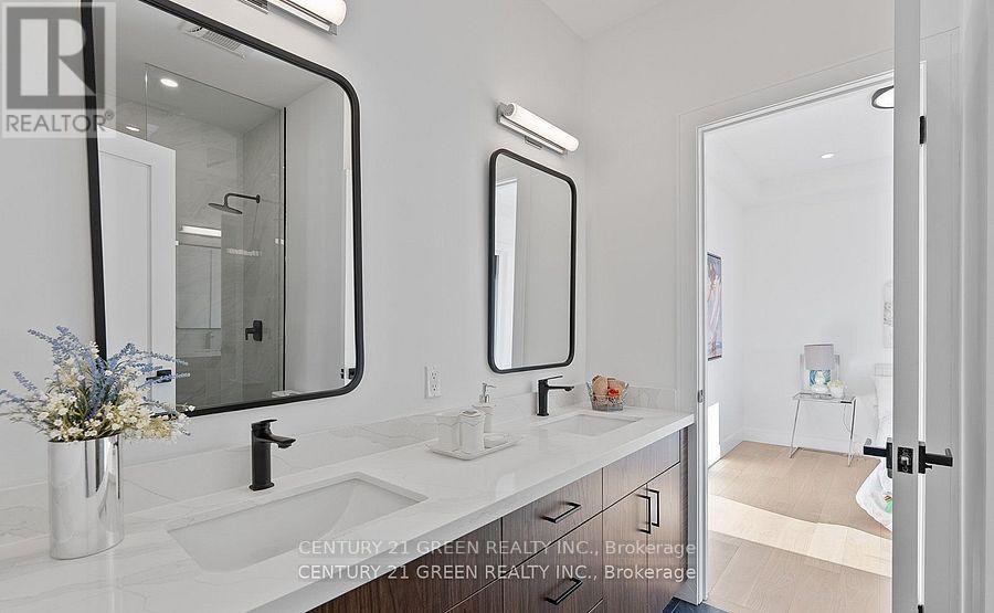 Main & 2nd Floor - 67 Bexhill Avenue, Toronto, Ontario  M1L 3B7 - Photo 32 - E12303666