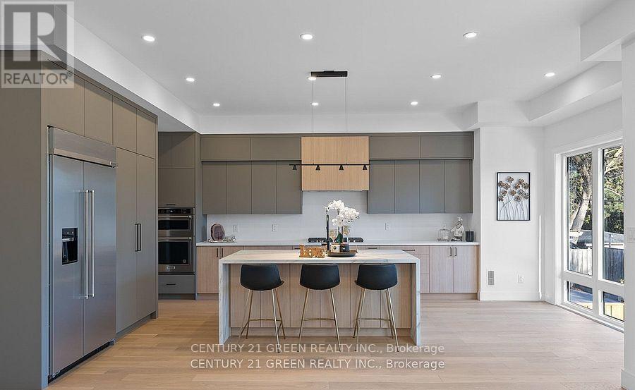Main & 2nd Floor - 67 Bexhill Avenue, Toronto, Ontario  M1L 3B7 - Photo 9 - E12303666