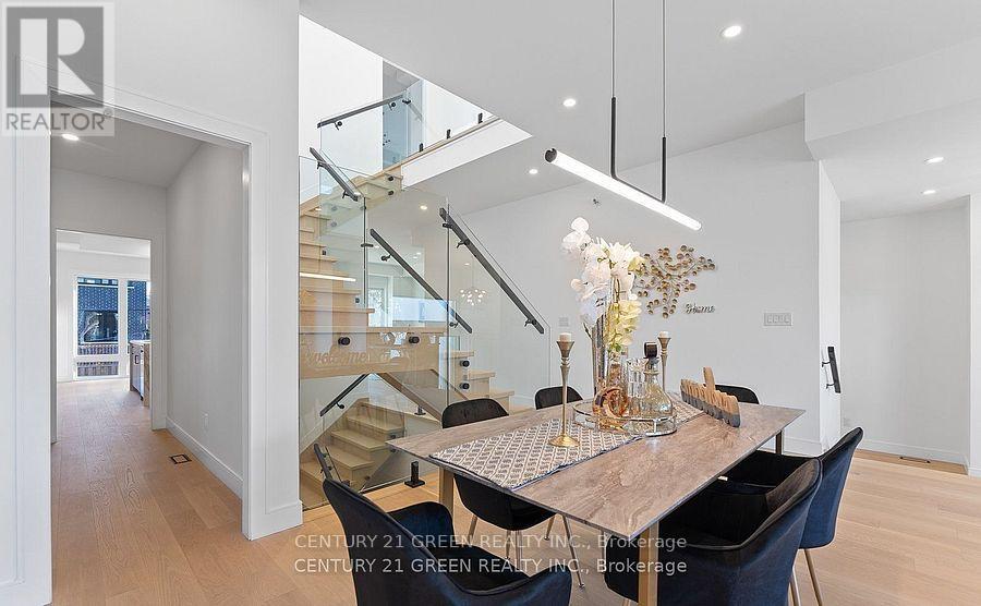 Main & 2nd Floor - 67 Bexhill Avenue, Toronto, Ontario  M1L 3B7 - Photo 17 - E12303666