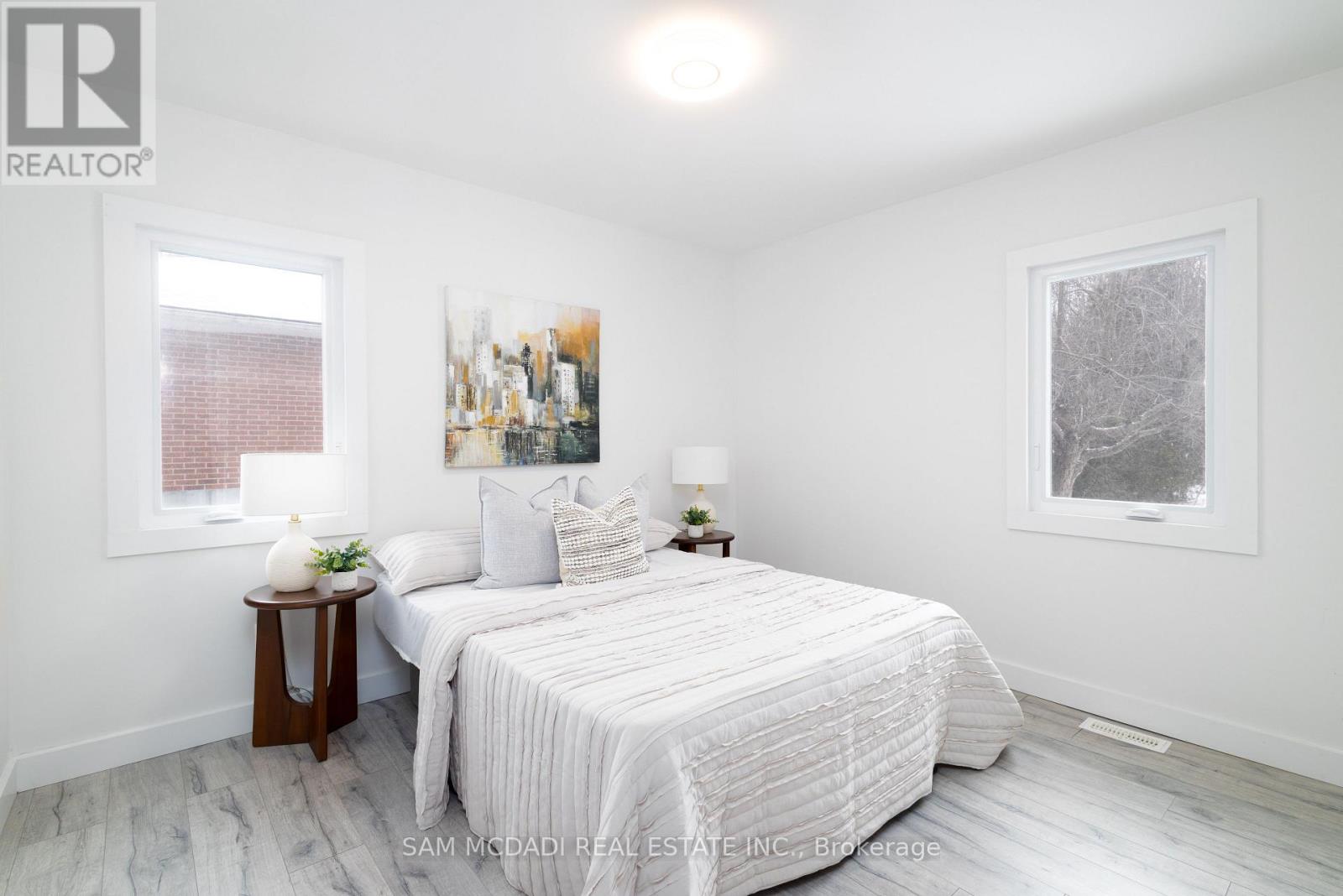 100 Green Mountain Road E, Hamilton, Ontario  L8J 2W4 - Photo 11 - X12302777