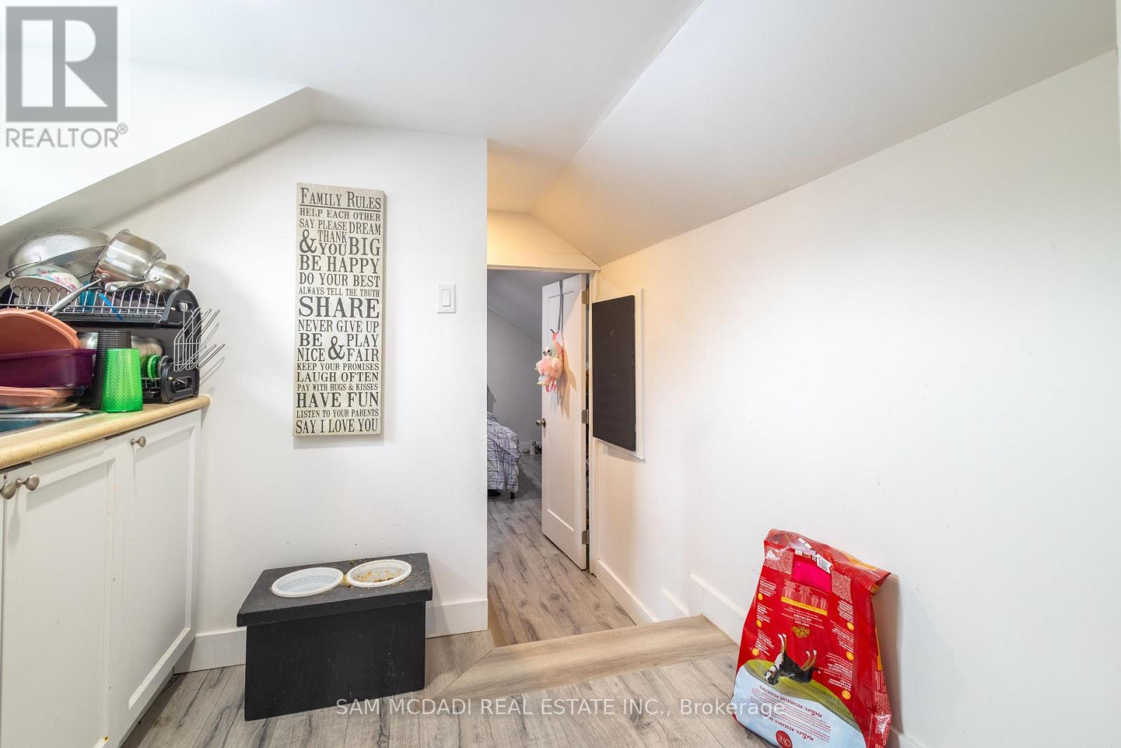 100 Green Mountain Road E, Hamilton, Ontario  L8J 2W4 - Photo 19 - X12302777