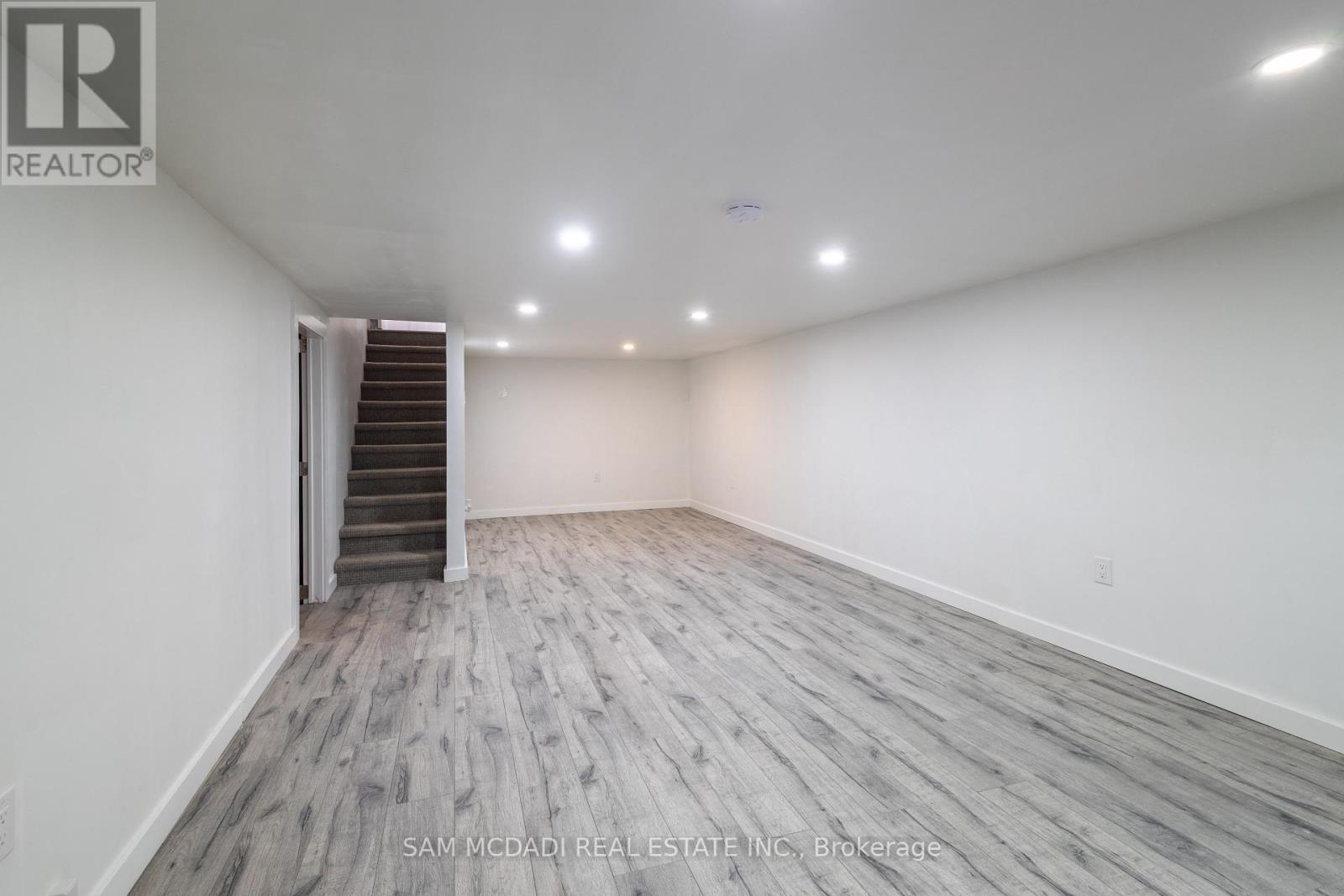 100 Green Mountain Road E, Hamilton, Ontario  L8J 2W4 - Photo 26 - X12302777