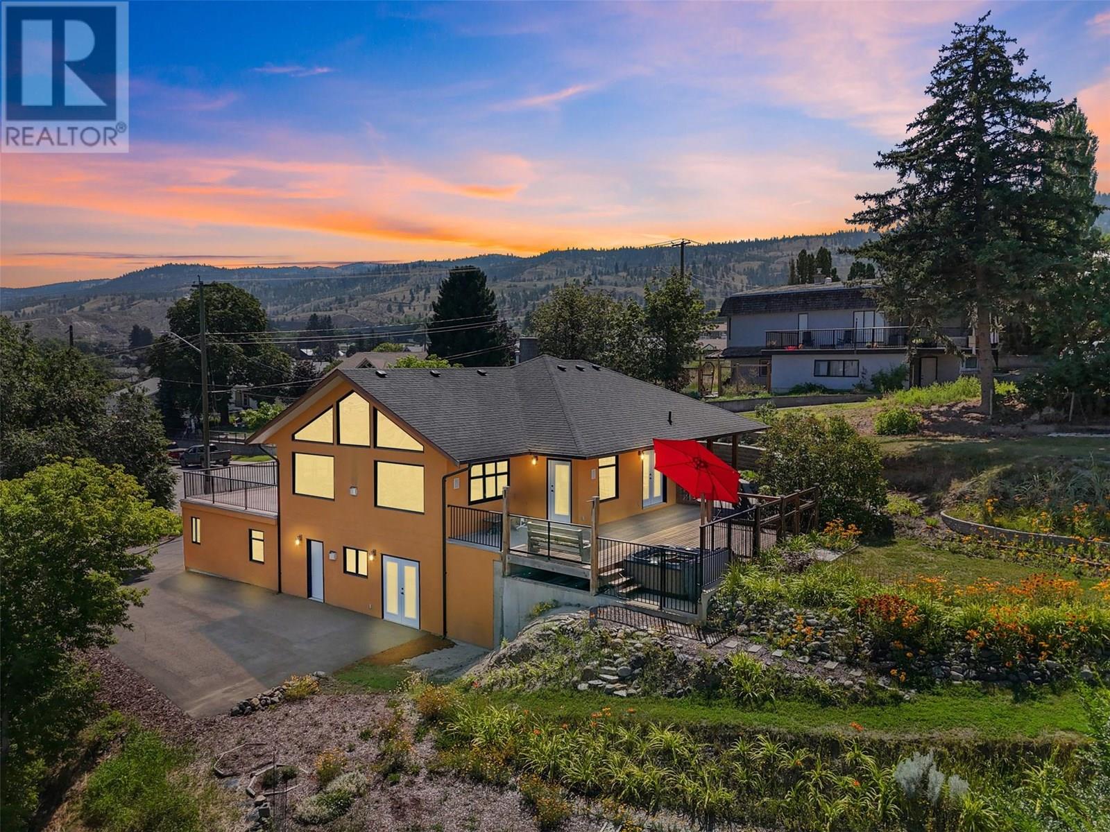 880 6th Avenue, kamloops, British Columbia