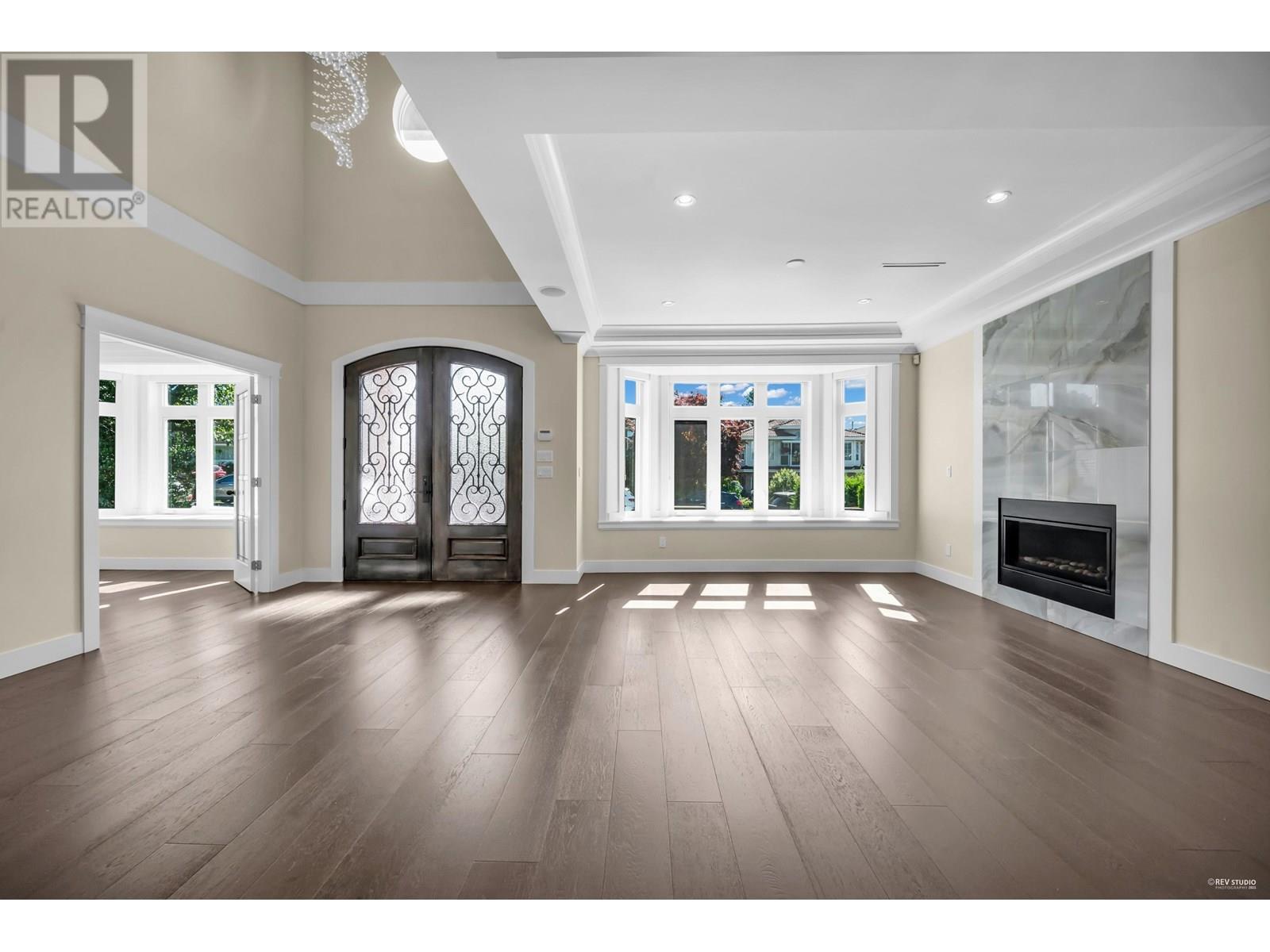 Property at 6782 HERSHAM AVENUE image 2