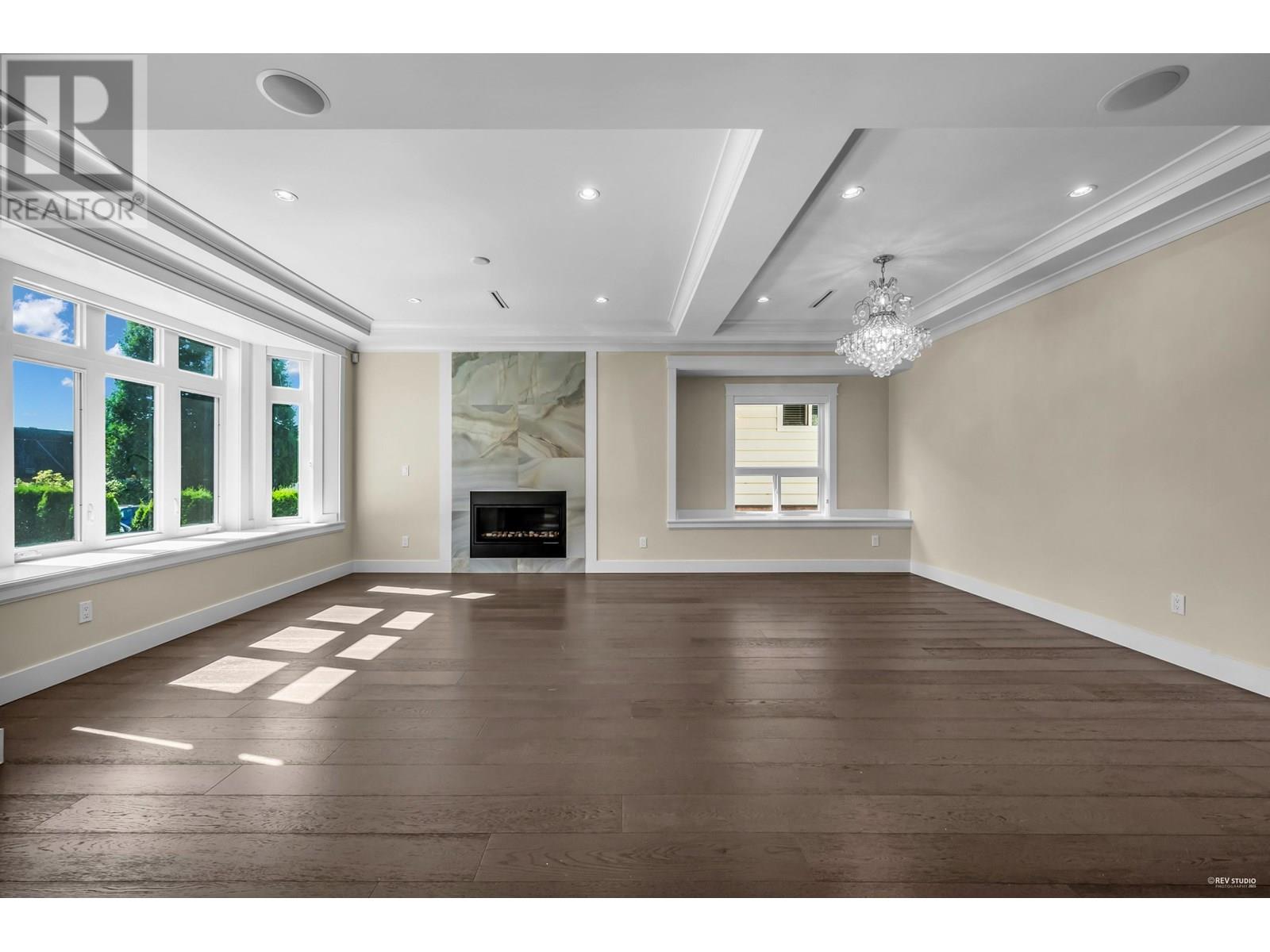 Property at 6782 HERSHAM AVENUE image 3