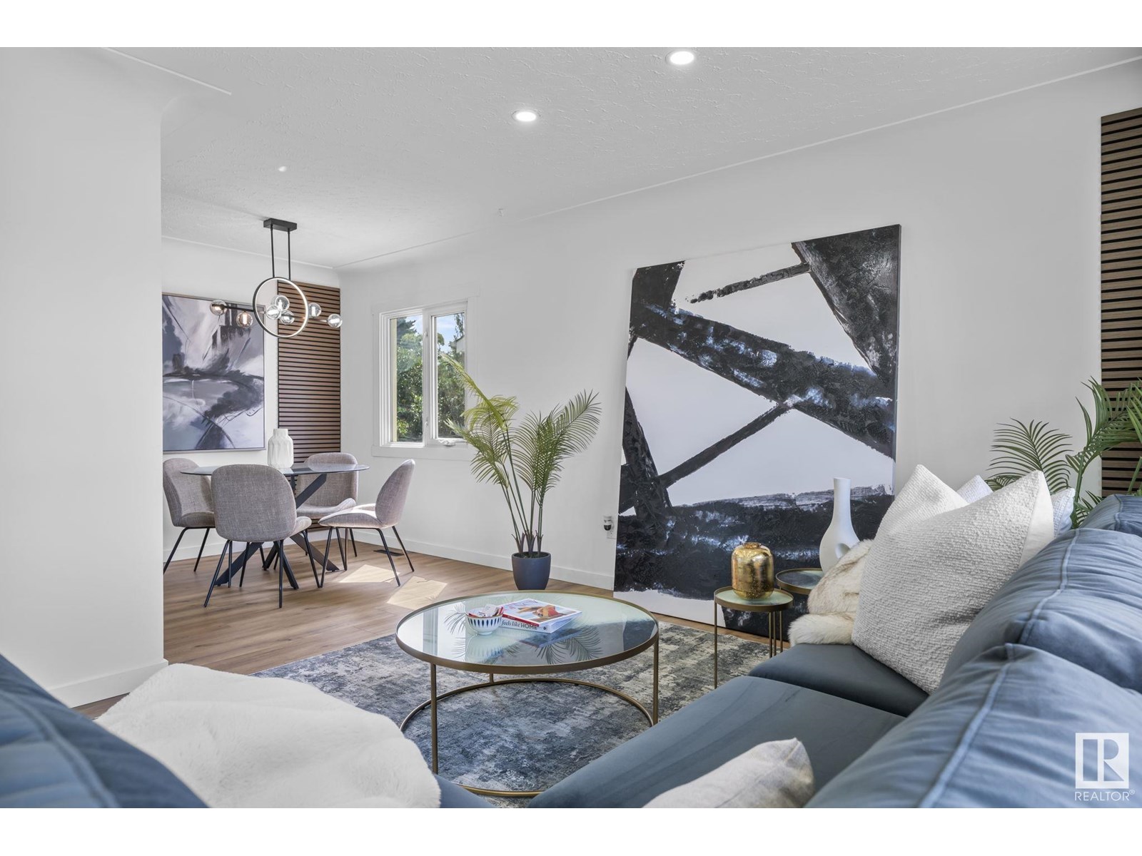 Property at 13123 85 ST NW image 3