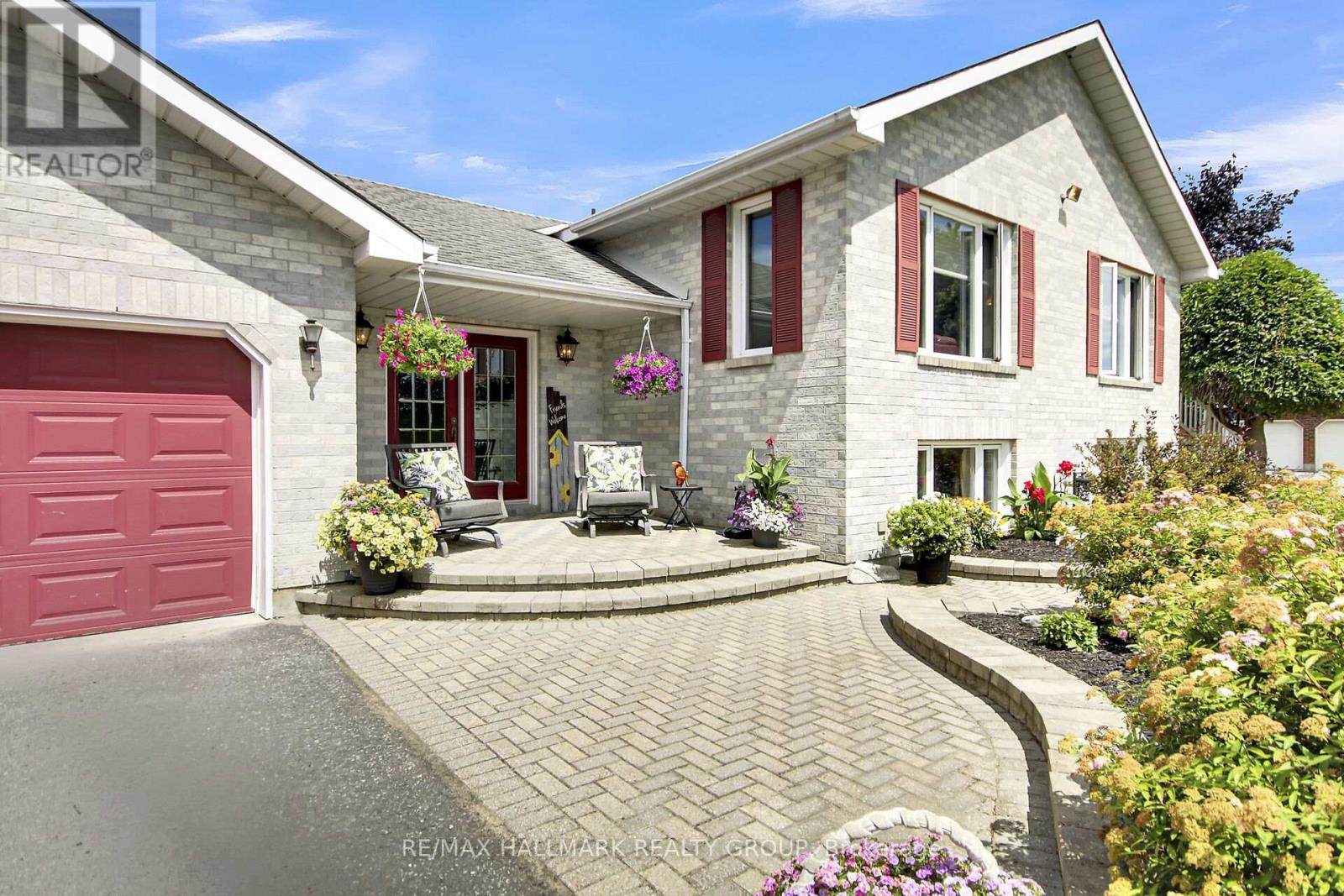 Property at 1721 CARSONBY ROAD E image 2