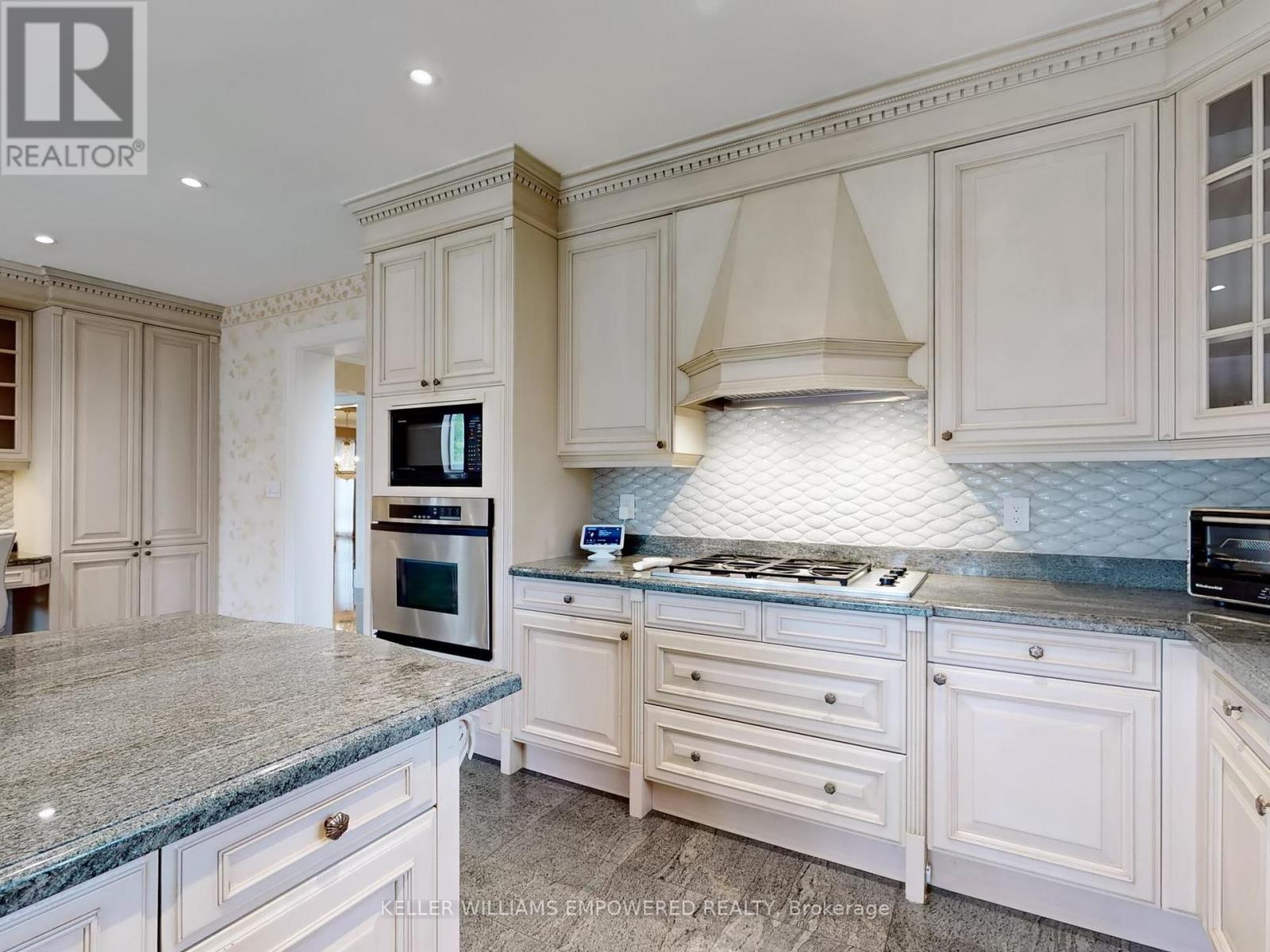 90 Humberview Drive, Vaughan, Ontario  L4H 1B5 - Photo 31 - N12296616