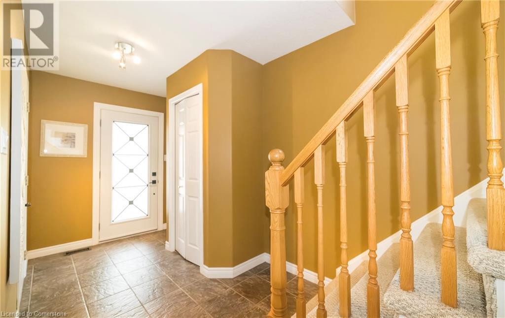 Property at 39 BEARDMORE Crescent image 4
