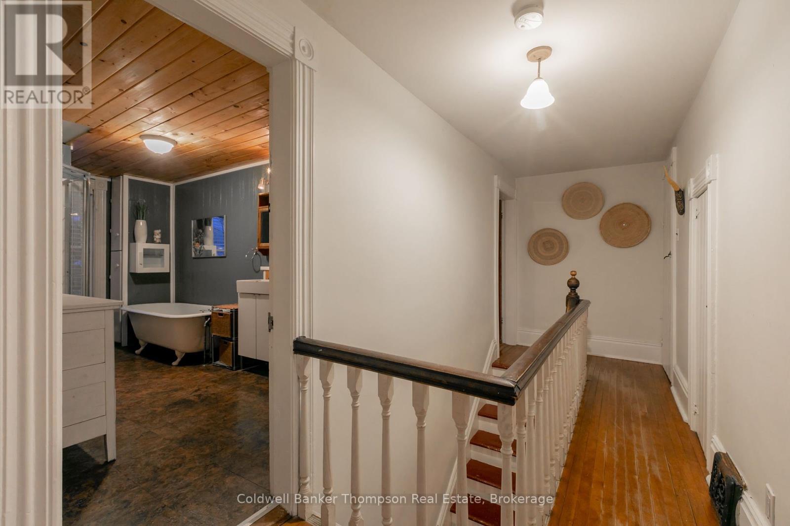 12 Lansdowne Street W, Huntsville, Ontario  P1H 1W1 - Photo 32 - X12308371