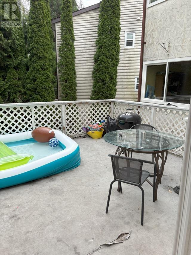 19753 Wildcrest Avenue, Pitt Meadows, British Columbia  V3Y 1M3 - Photo 8 - R3030878
