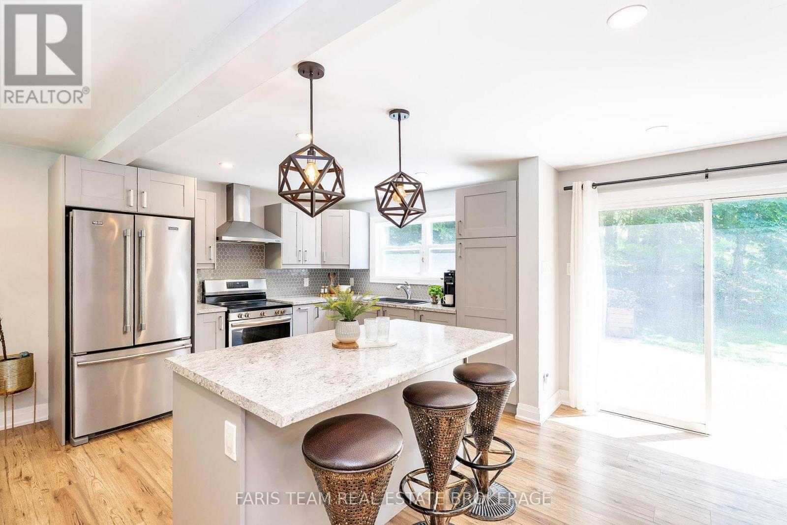 Property at 191 ALBIN ROAD image 3