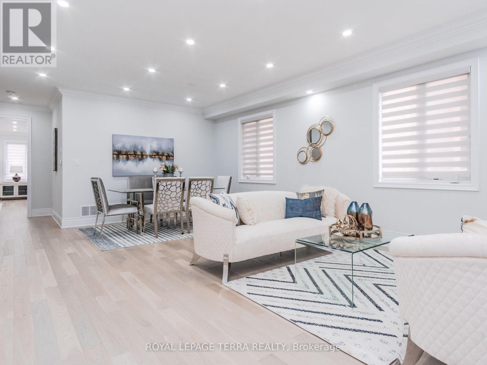 Property at 114 FOLGATE CRESCENT image 2