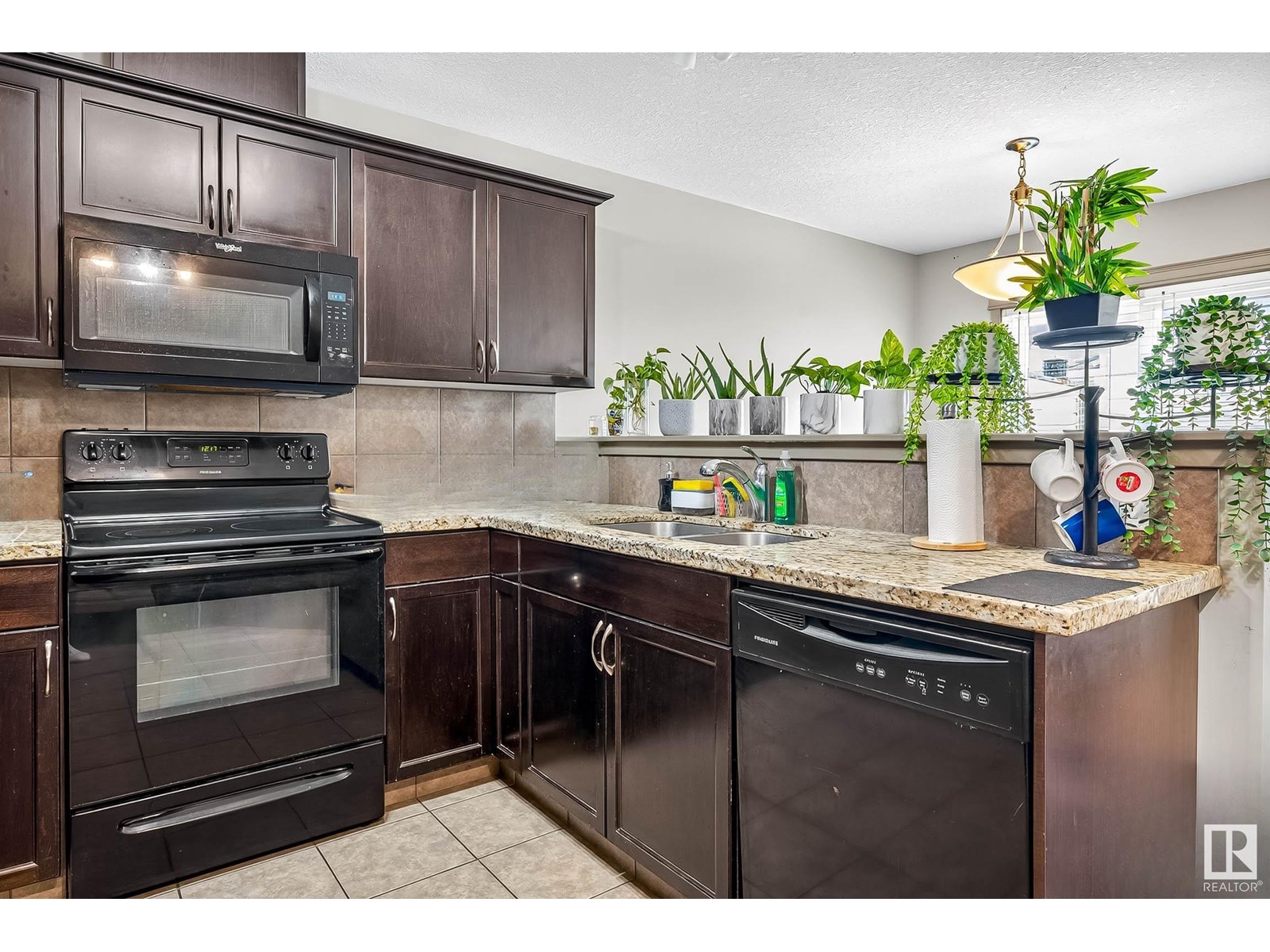 Property at #30 5120 164 AV NW image 3