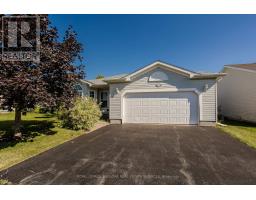 109 EMERALD COURT, Hamilton, Ontario