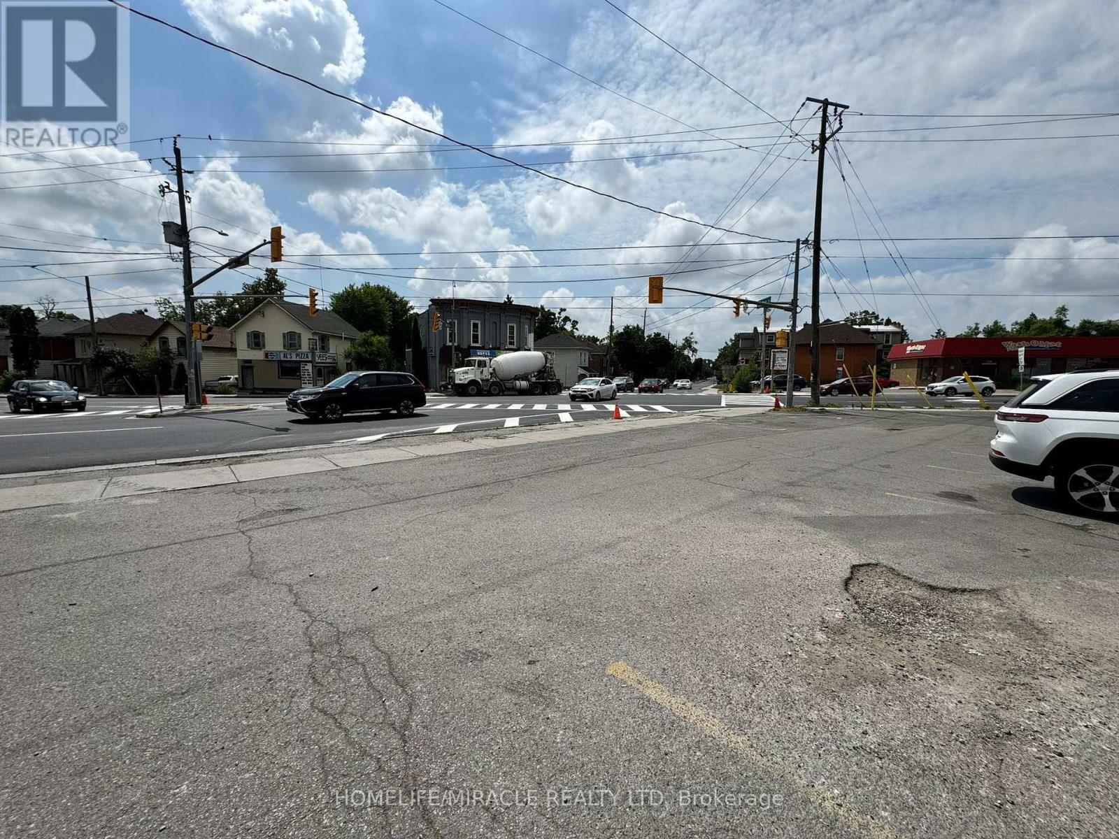 Unit B - 140 Parkhill Road W, Peterborough, Ontario  K9H 3G9 - Photo 6 - X12308208