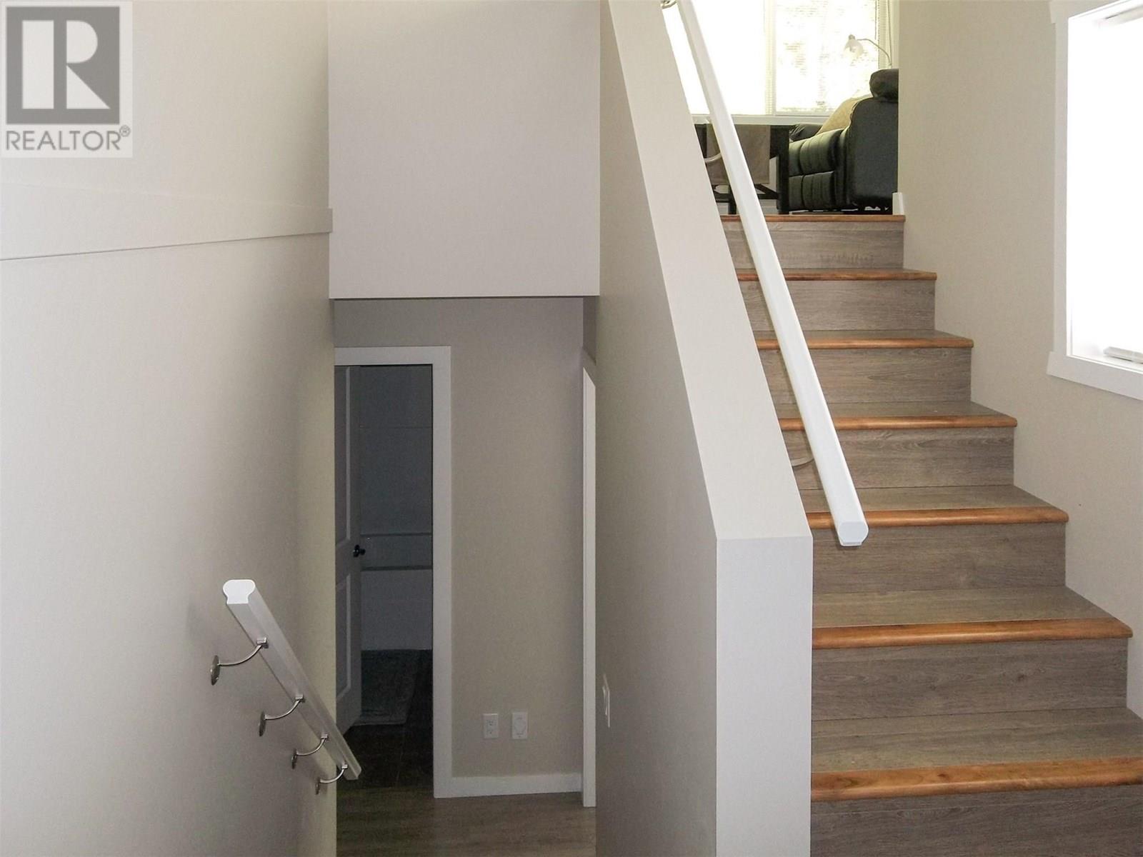 Photo 32 at 930 - 932 Lawson Avenue, Kelowna North, Kelowna Photo 32 at 930 - 932 Lawson Avenue, Kelowna North, Kelowna