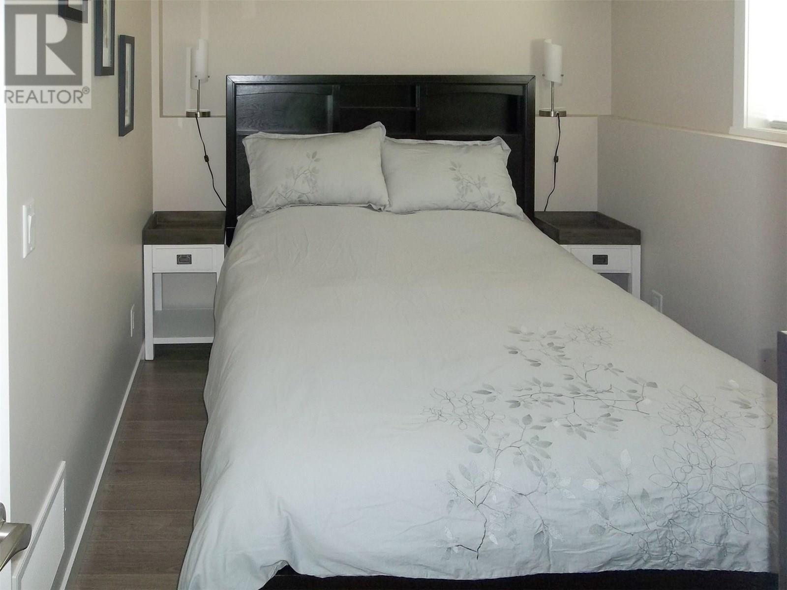 Photo 40 at 930 - 932 Lawson Avenue, Kelowna North, Kelowna Photo 40 at 930 - 932 Lawson Avenue, Kelowna North, Kelowna