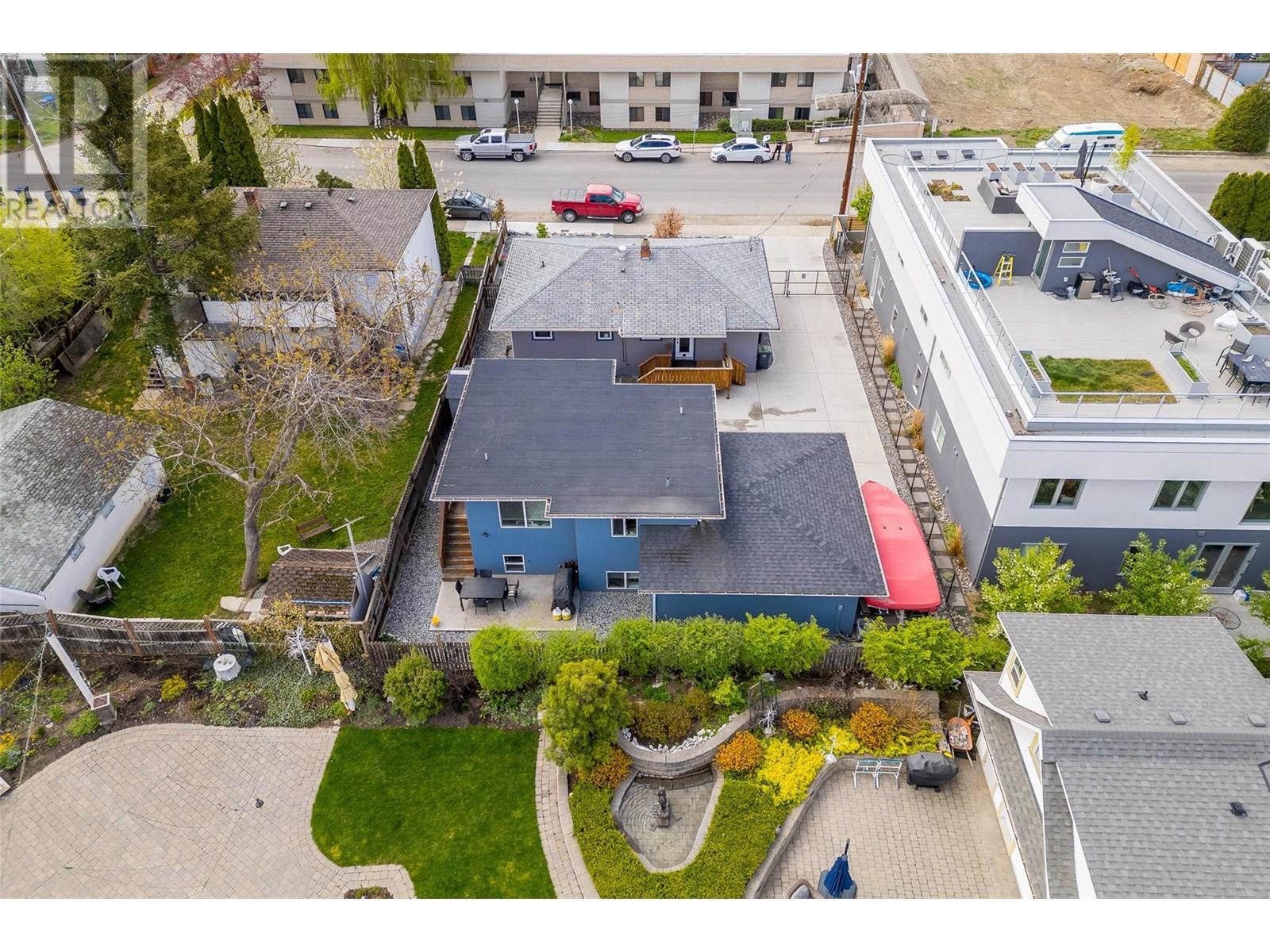 Photo 47 at 930 - 932 Lawson Avenue, Kelowna North, Kelowna Photo 47 at 930 - 932 Lawson Avenue, Kelowna North, Kelowna