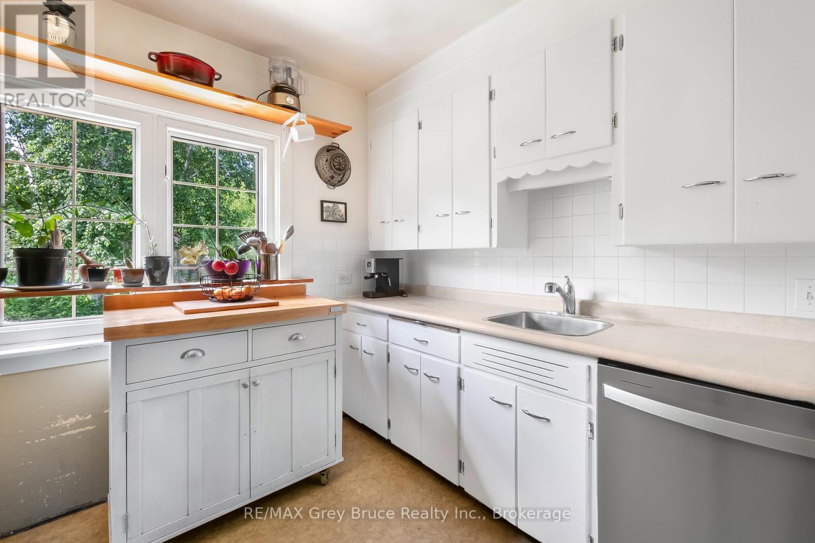 780 4th Avenue W, Owen Sound, Ontario  N4K 4V5 - Photo 13 - X12308409