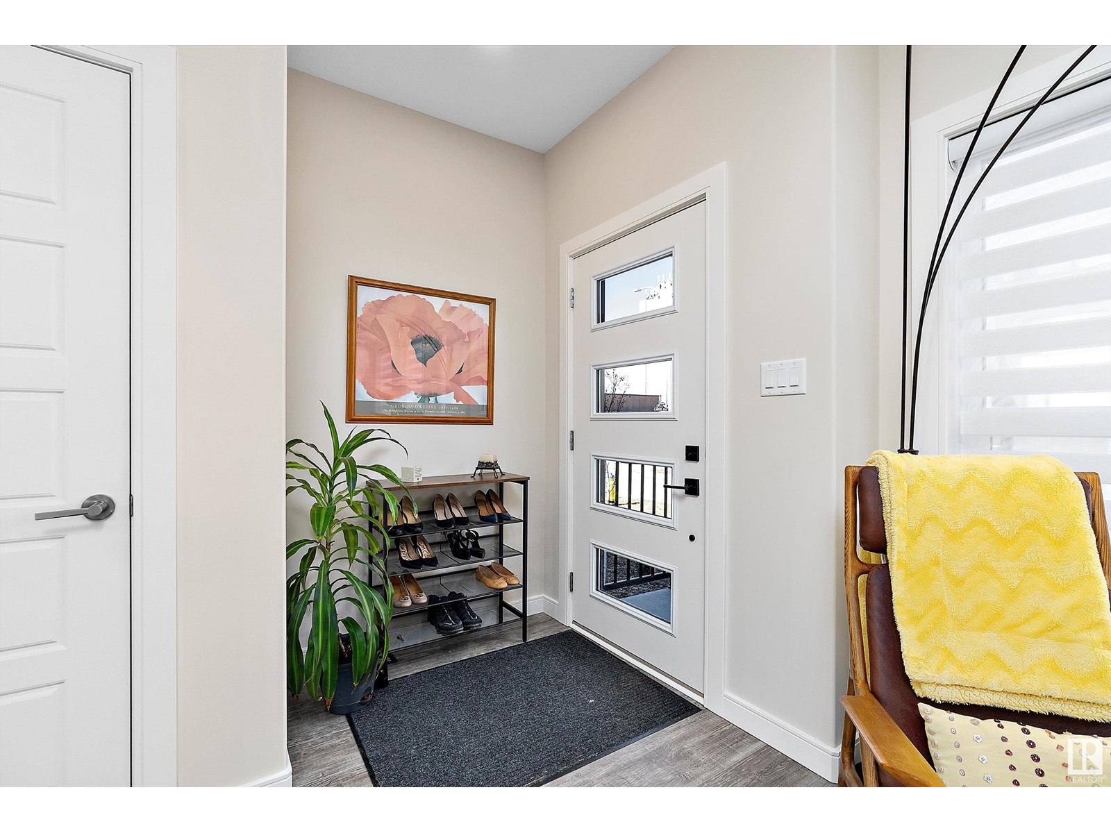 Property at 7819 YORKE RD NW image 2