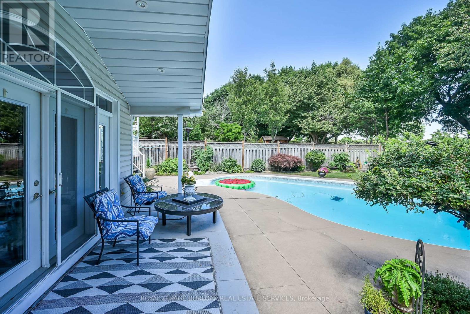 92 Osborne Crescent, Oakville, Ontario  L6H 1G1 - Photo 31 - W12308396