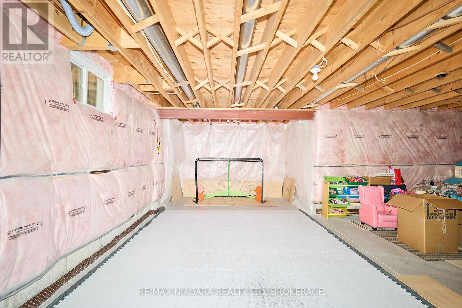 6 Alex Grant Place, St. Catharines (Secord Woods), Ontario  L2P 0A2 - Photo 35 - X12308485