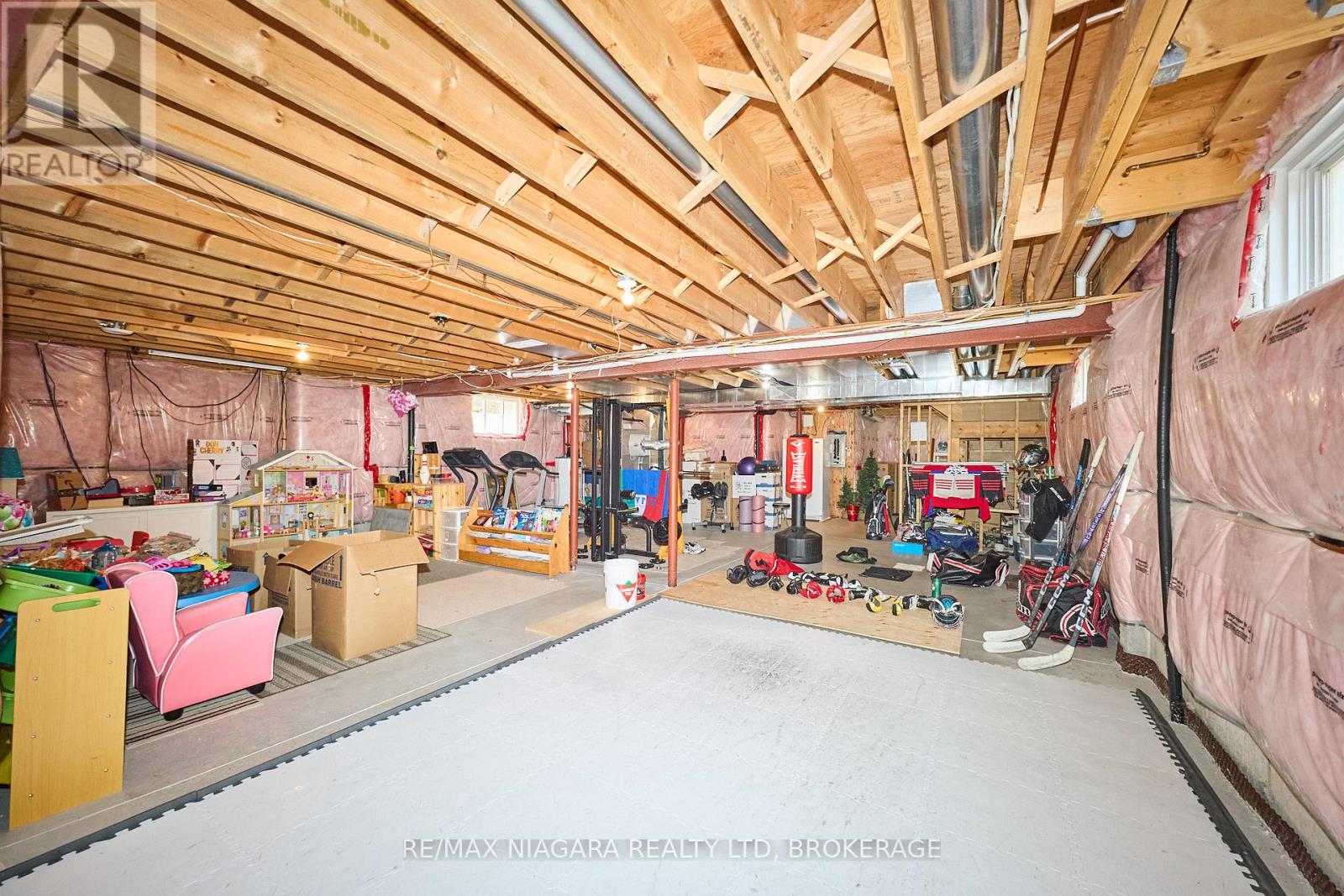 6 Alex Grant Place, St. Catharines (Secord Woods), Ontario  L2P 0A2 - Photo 36 - X12308485