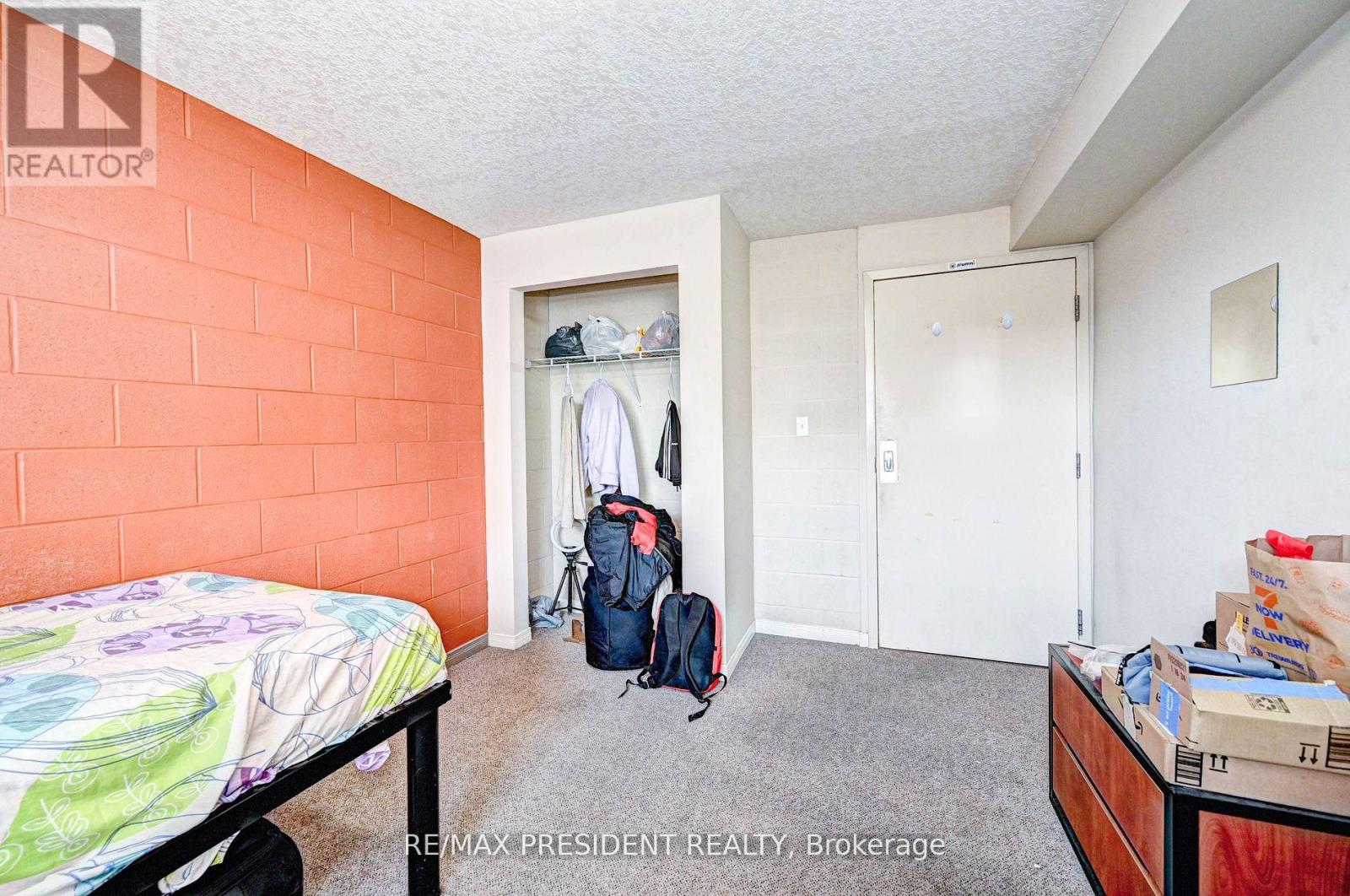 504 - 261 Lester Street, Waterloo, Ontario  N2L 3W6 - Photo 11 - X12308379