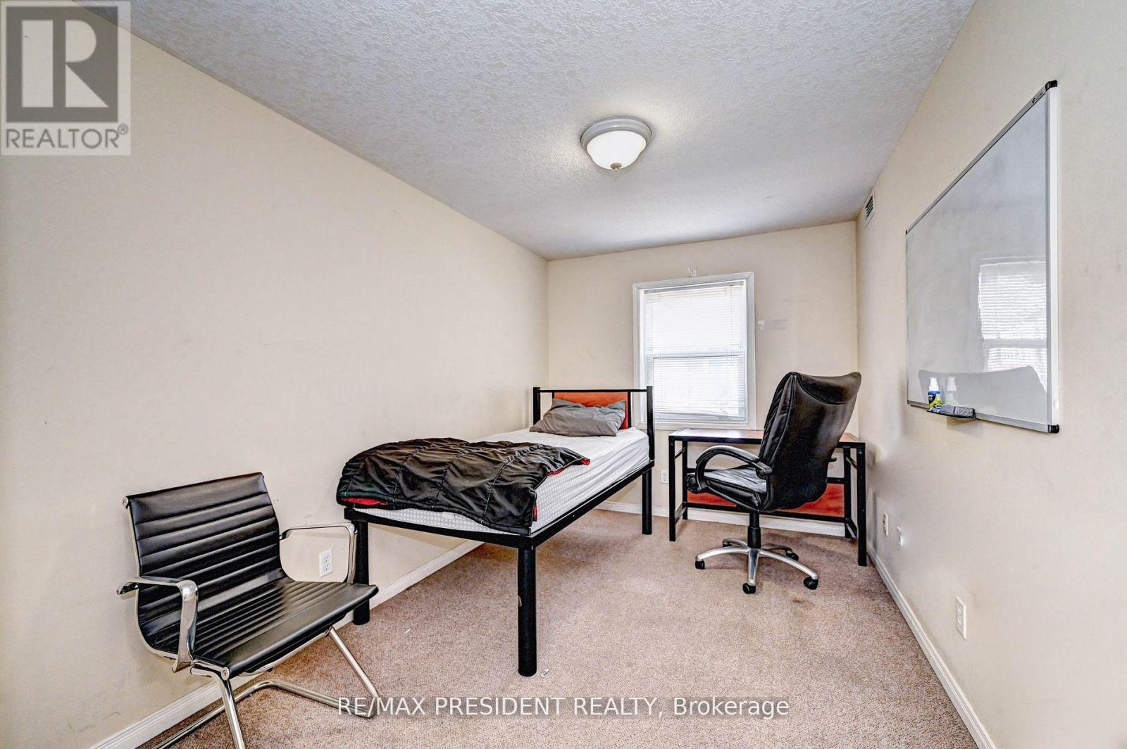 504 - 261 Lester Street, Waterloo, Ontario  N2L 3W6 - Photo 17 - X12308379