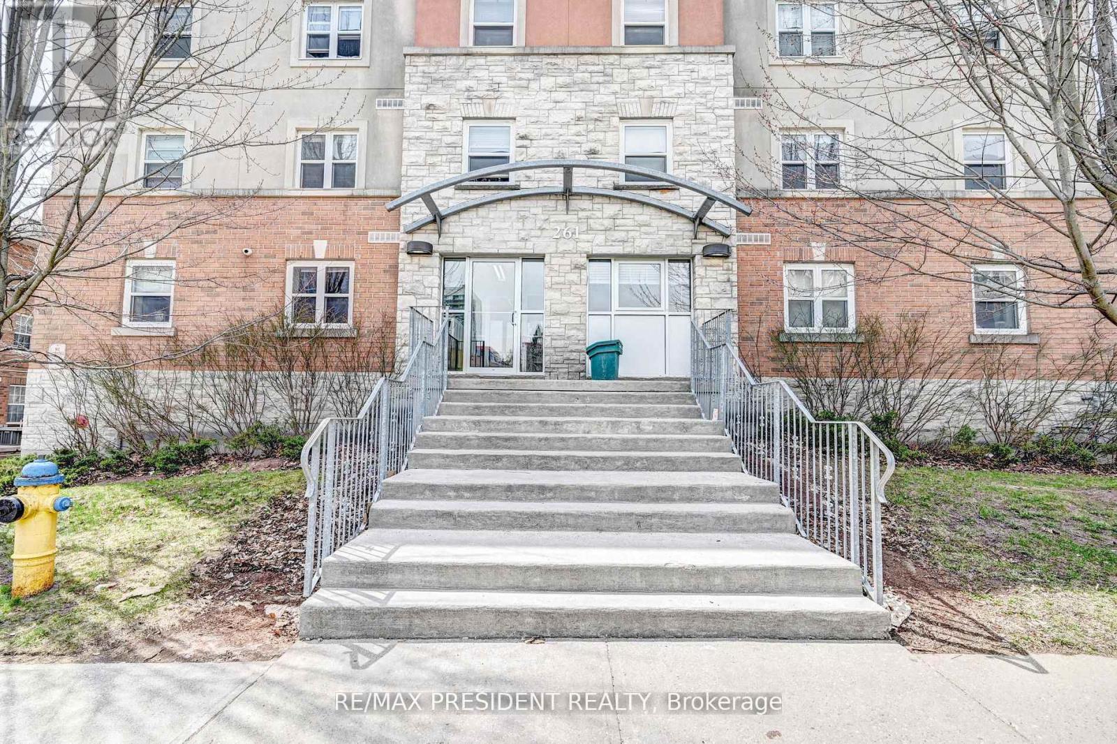 504 - 261 Lester Street, Waterloo, Ontario  N2L 3W6 - Photo 2 - X12308379