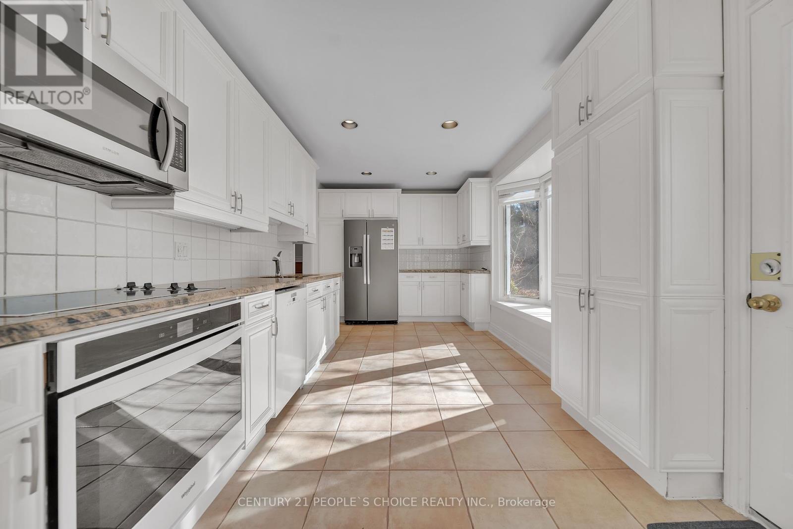 26 Paultiel Drive, Toronto (Newtonbrook East), Ontario  M2M 3P3 - Photo 13 - C12308410