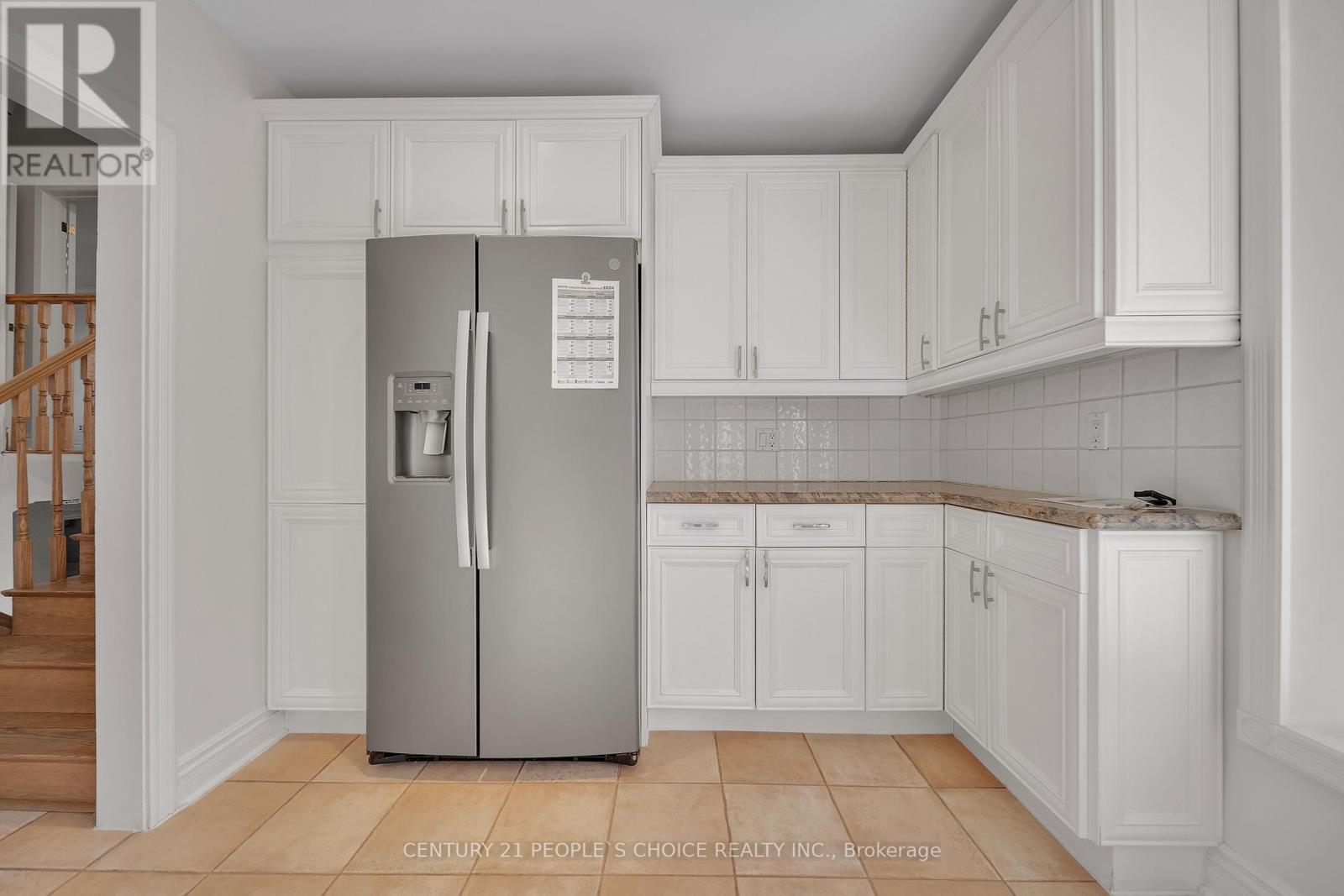 26 Paultiel Drive, Toronto (Newtonbrook East), Ontario  M2M 3P3 - Photo 16 - C12308410