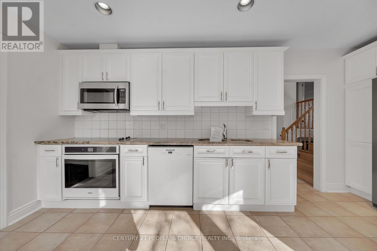 26 Paultiel Drive, Toronto (Newtonbrook East), Ontario  M2M 3P3 - Photo 19 - C12308410